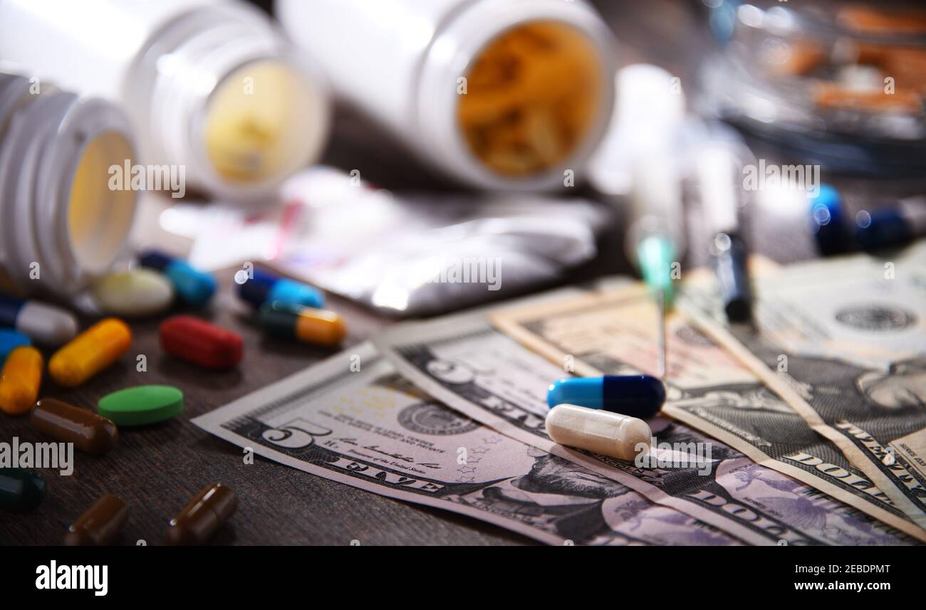 Substances addictives, y compris les cigarettes et les drogues. Banque D'Images