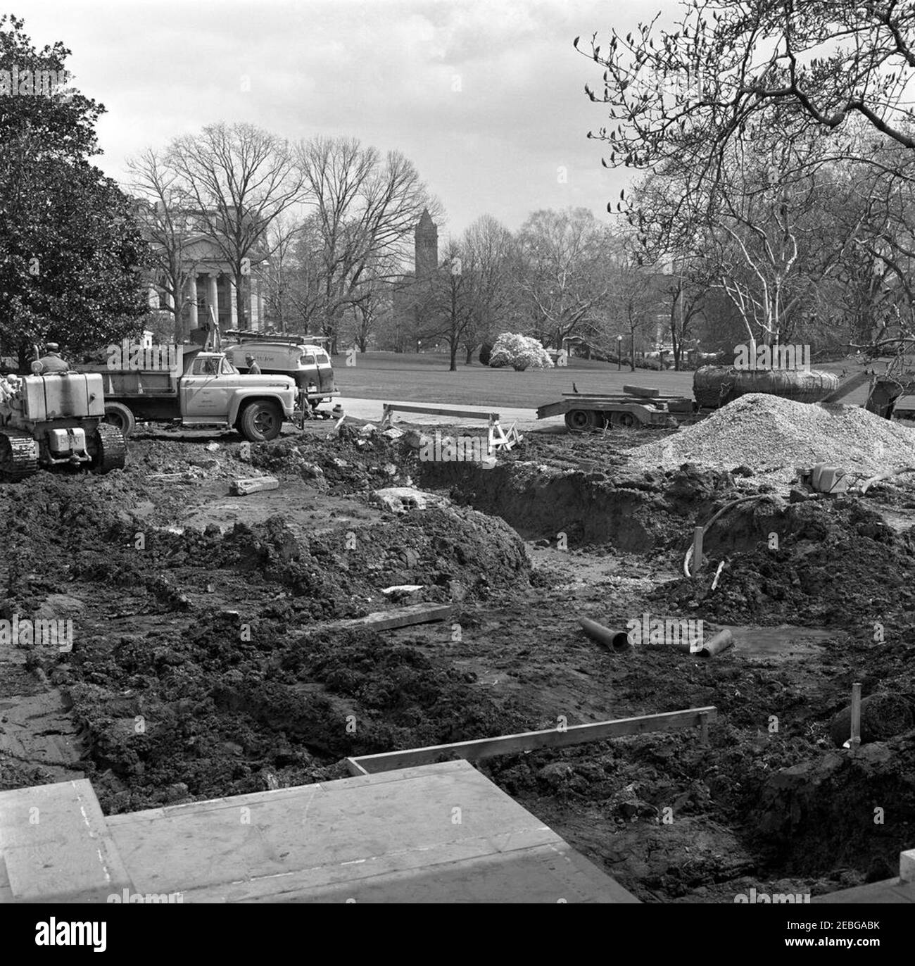Rose Garden, photos de progrès de construction. Travaux de construction en cours dans la roseraie de la Maison Blanche. Washington, D.C. Banque D'Images Rose Garden, photos de progrès de construction. Travaux de construction en cours dans la roseraie de la Maison Blanche. Washington, D.C. Banque D'Images