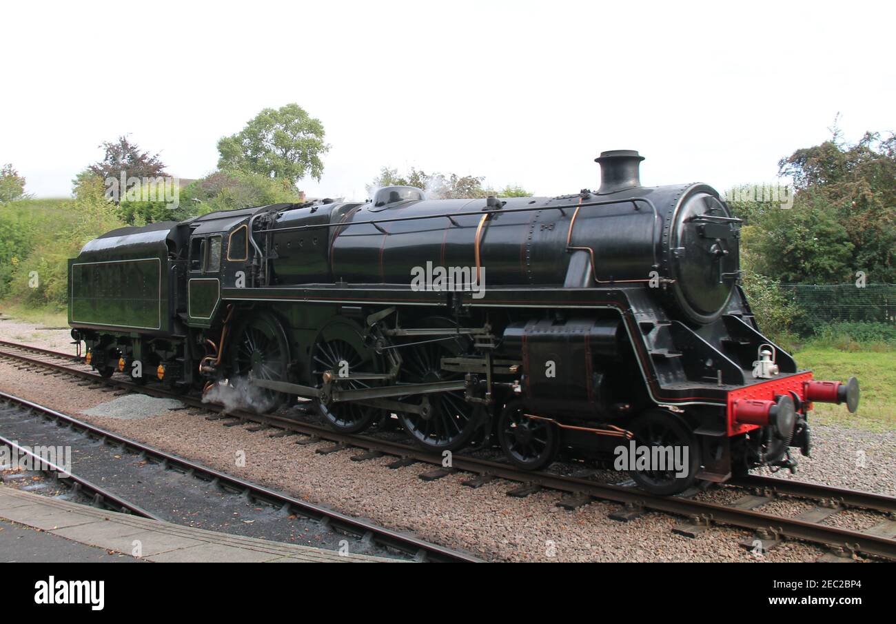 Un puissant moteur de locomotive à vapeur de classe 5 standard. Banque D'Images
