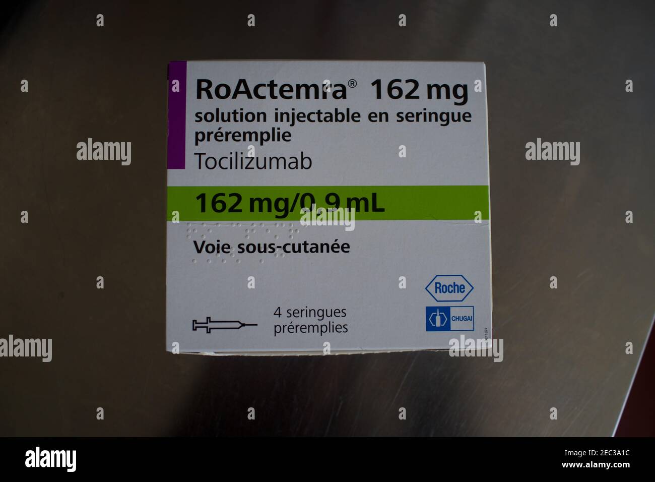 Tocilizumab, RoActemra Medication Box, médicament humanisé à base d'anticorps monoclonaux, traitement de l'arthrite utilisé pour traiter les patients Covid-19 Banque D'Images