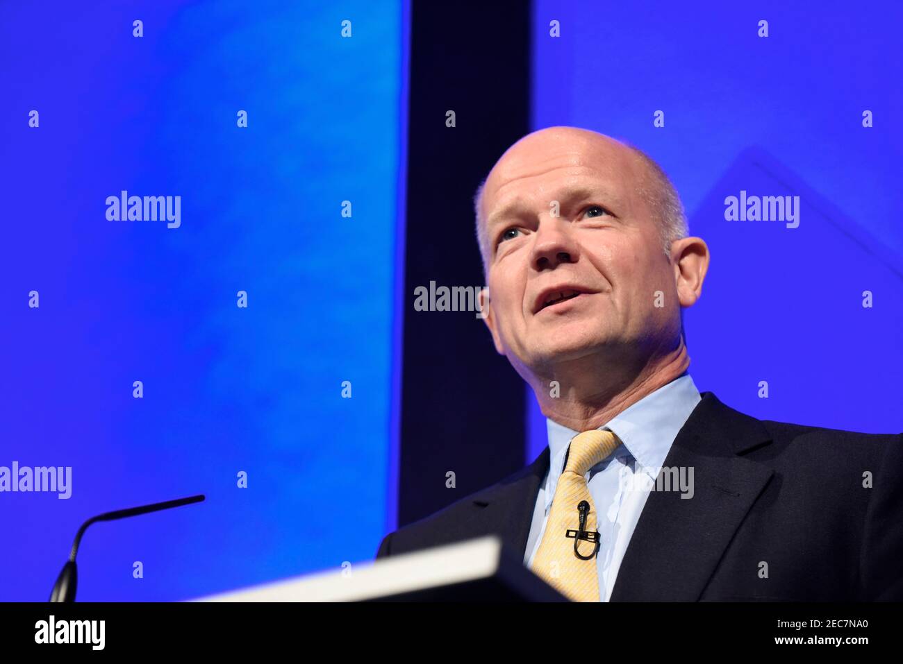 William Hague, le Lord Hague de Richmond, est un politicien britannique conservateur et un pair à vie. Il a représenté Richmond, dans le Yorkshire, en tant que député et a été chef du Parti conservateur de 1997 à 2001. Il a été secrétaire d'État aux Affaires étrangères et du Commonwealth de 2010 à 2014 et chef de la Chambre des communes de 2014 à 2015. Banque D'Images