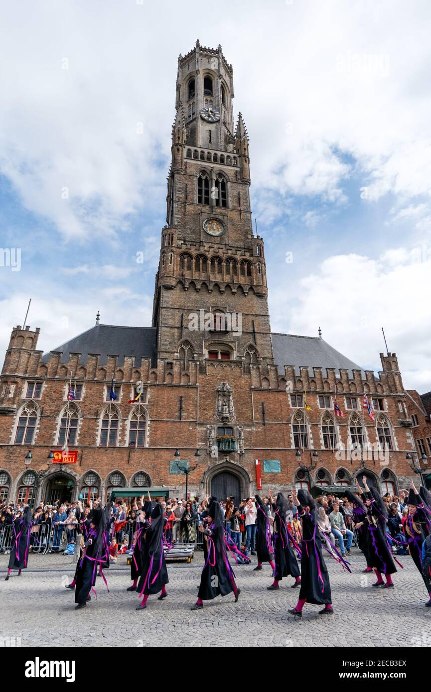 La procession annuelle du Saint-sang, Heilig Bloedprocessie, à Bruges, Belgique Banque D'Images