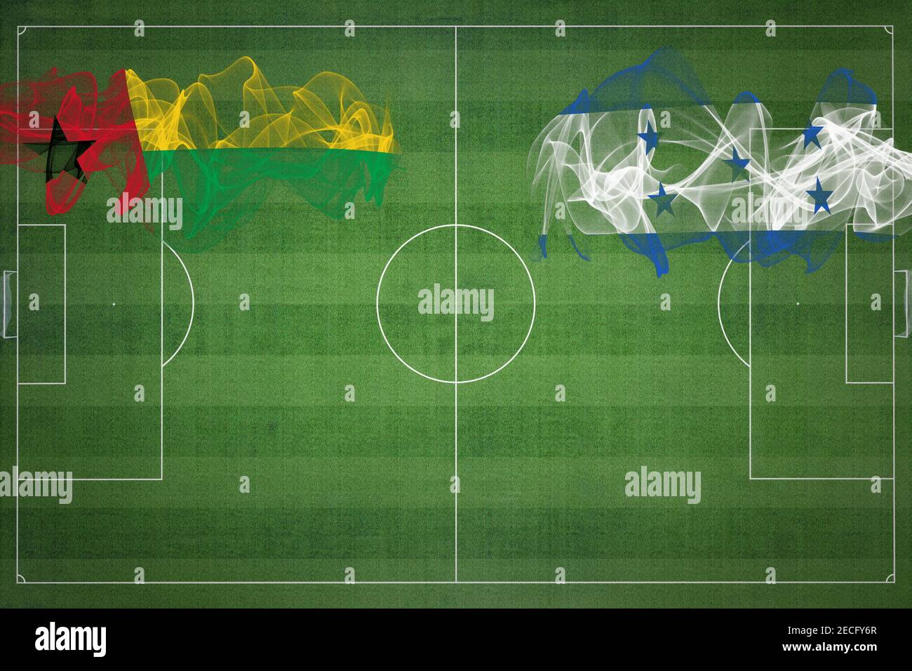 Match de football Guinée-Bissau contre le Honduras, couleurs nationales, drapeaux nationaux, terrain de football, jeu de football, concept de compétition, espace de copie Banque D'Images