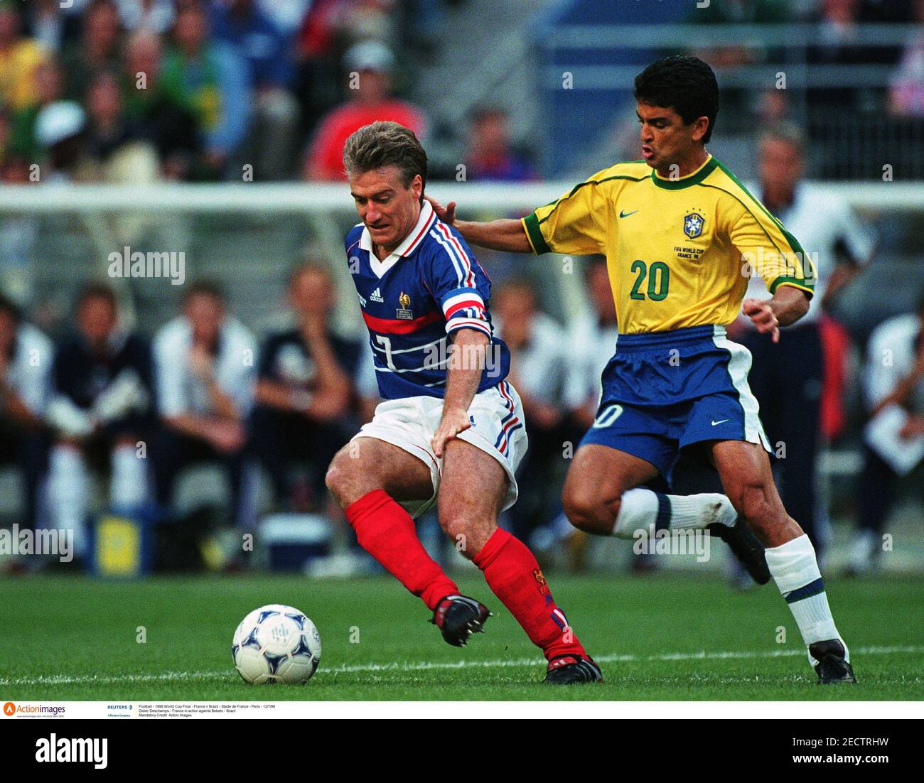Télécharger photos une de l'equipe il y a 20 ans à la victoire de la coupe du monde 1998