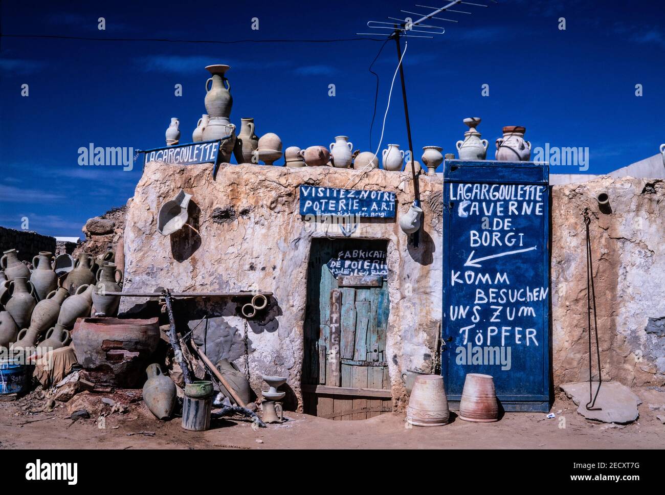 Boutique de poterie Djerba, Tunisie Banque D'Images