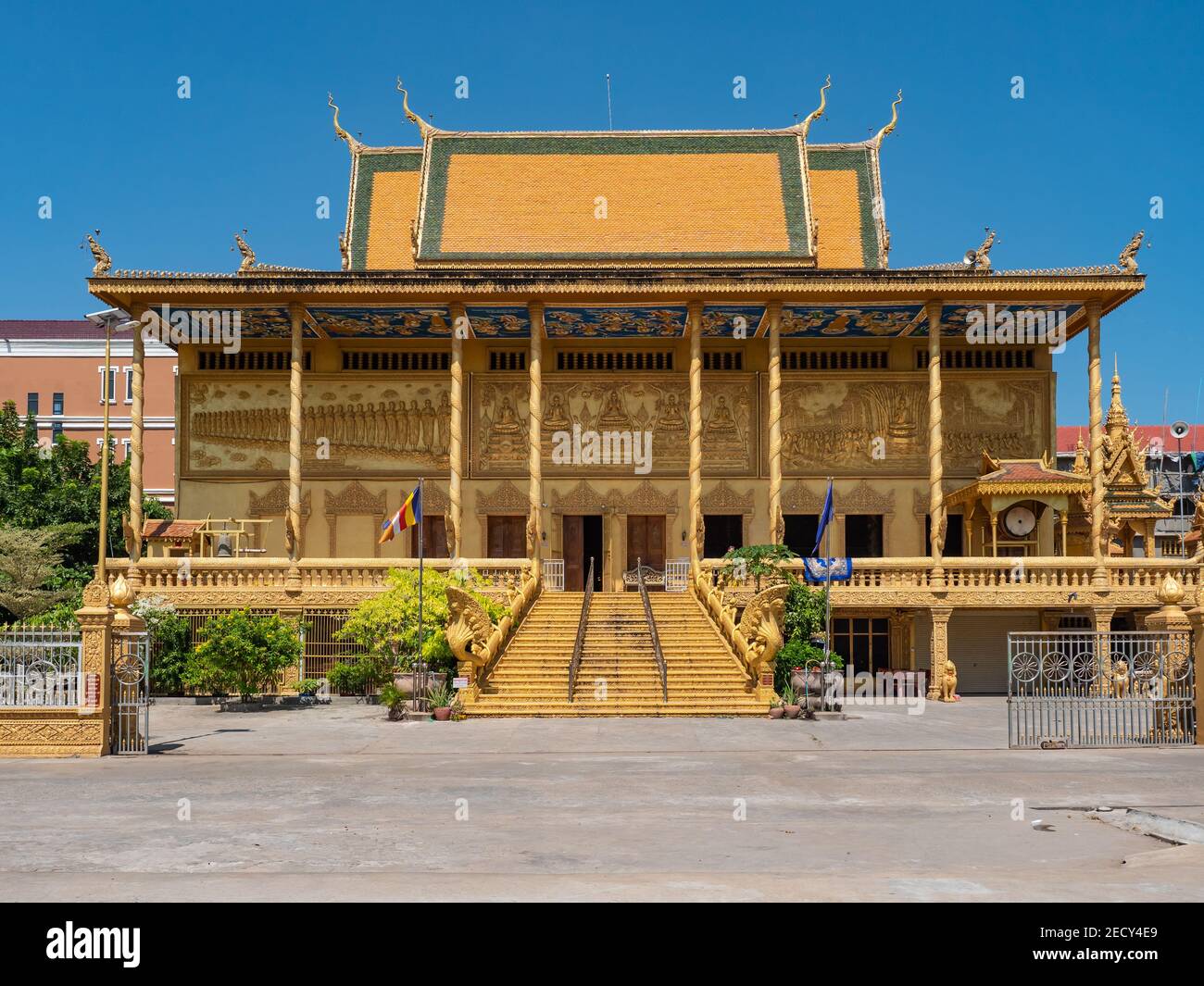 Wat Kean Kliang, temple bouddhiste de Phnom Penh, Cambodge, situé entre le Tonle SAP et le Mékong. Banque D'Images