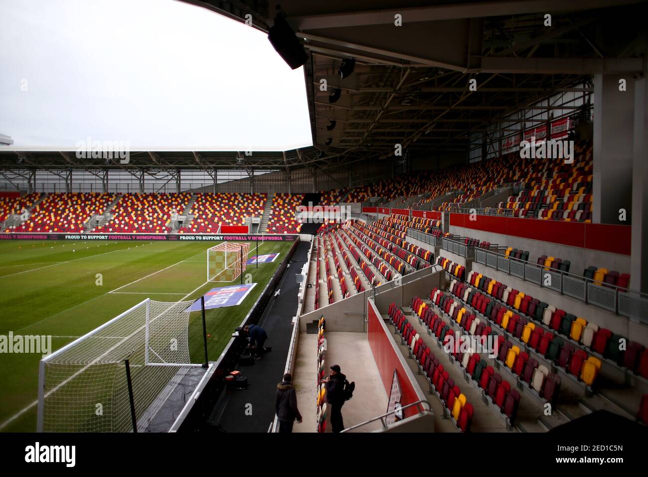 LONDRES, ANGLETERRE. 14 FÉVRIER : le stade communautaire de Brentford est photographié lors du match de championnat Sky Bet entre Brentford et Barnsley au stade communautaire de Brentford, à Brentford, le dimanche 14 février 2021. (Credit: Federico Maranesi | MI News) Credit: MI News & Sport /Alay Live News Banque D'Images