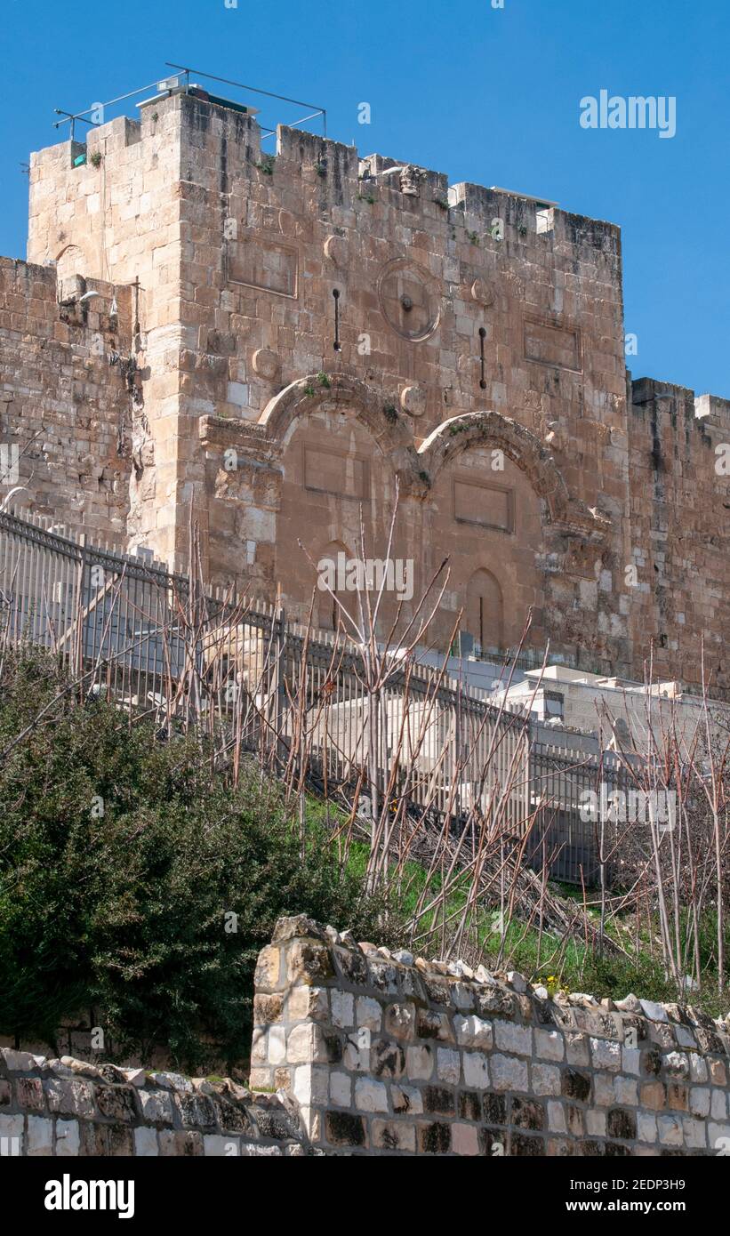 Israël, Jérusalem, la vieille ville, le Golden Gate, comme on l'appelle dans la littérature chrétienne, est la seule porte orientale du Mont du Temple et une seule de tw Banque D'Images