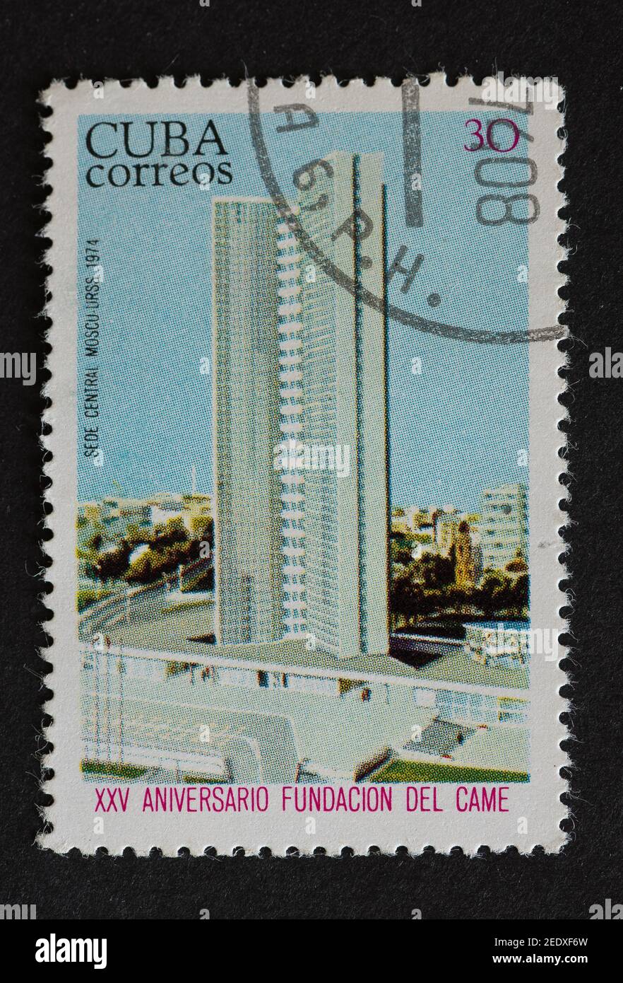 Vieux timbres postaux cubains millésimés Banque D'Images