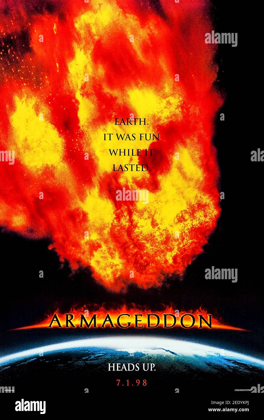 Armageddon (1998) dirigé par Michael Bay et mettant en vedette Bruce Willis, Billy Bob Thornton et Ben Affleck. Après avoir découvert qu'un astéroïde de la taille du Texas va avoir un impact sur la Terre en moins d'un mois, la NASA recrute une équipe de foreurs à noyau profond mal adaptée pour sauver la planète. Banque D'Images