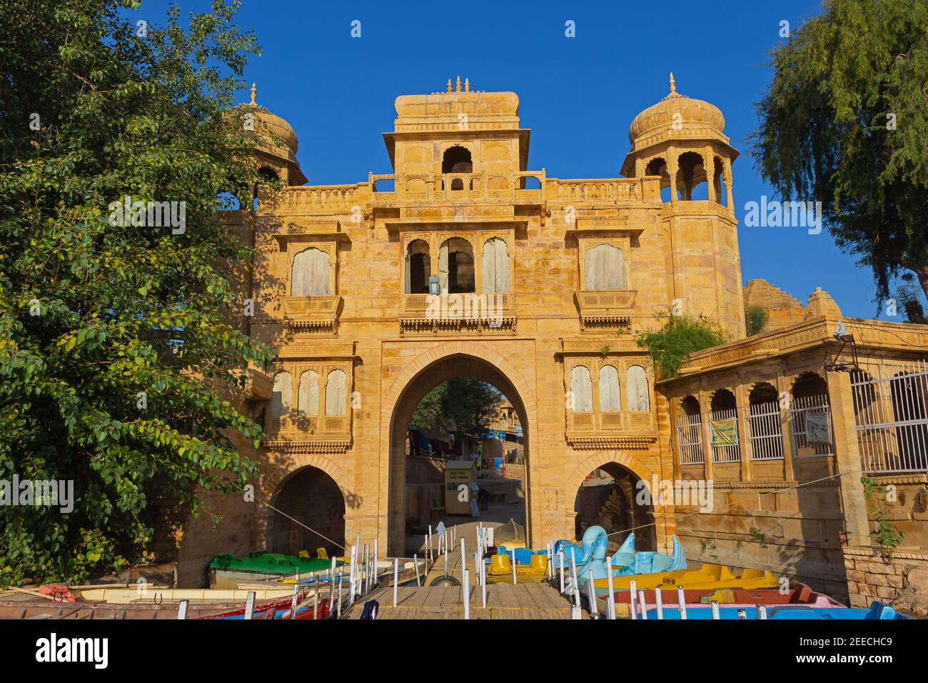 Porte d'entrée du lac Gadisar, Jaisalmer, Rajasthan, Inde. Banque D'Images