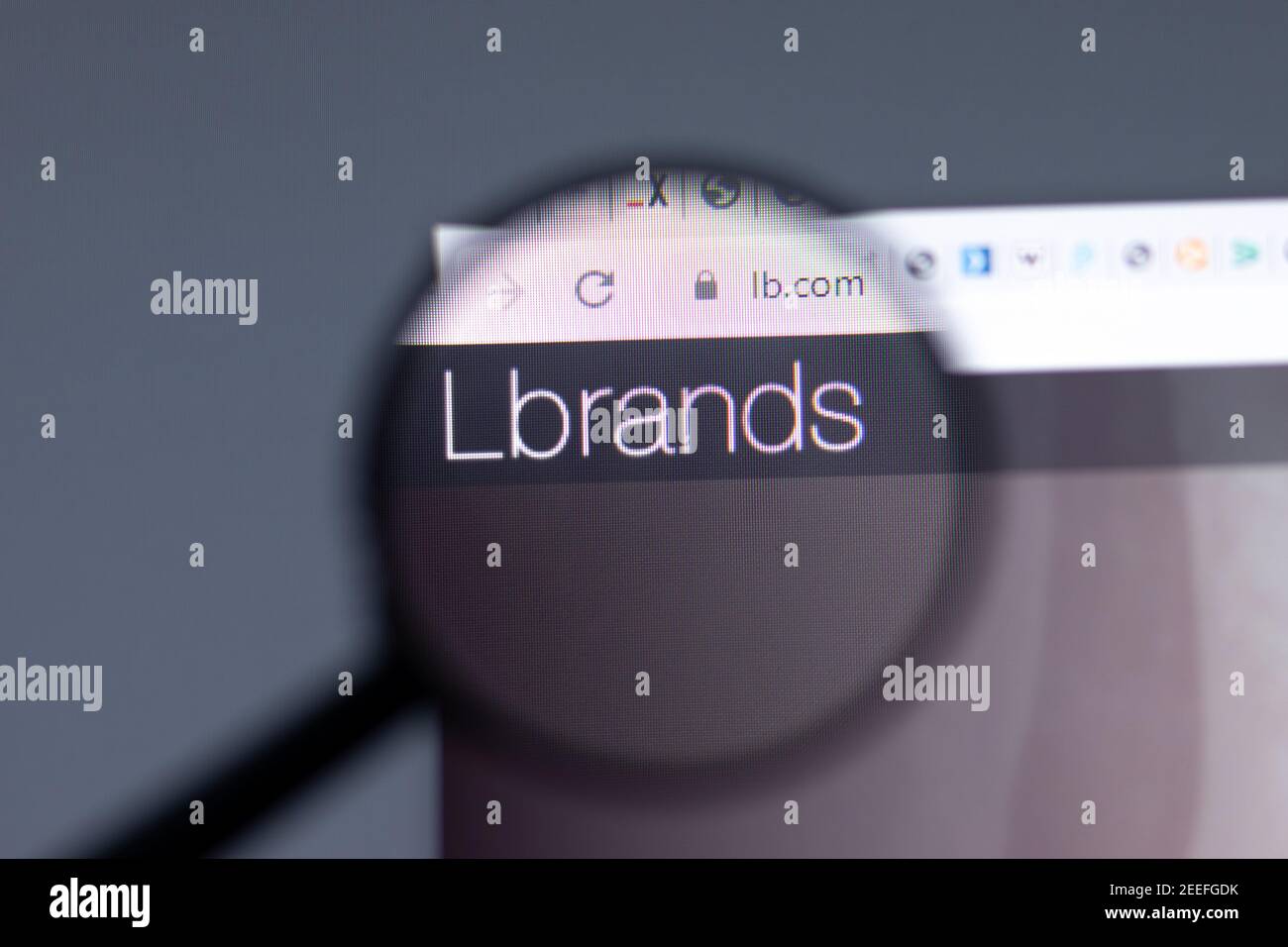 New York, Etats-Unis - 15 février 2021 : site Web de Lbrands dans un navigateur avec logo de la société, Editorial Banque D'Images