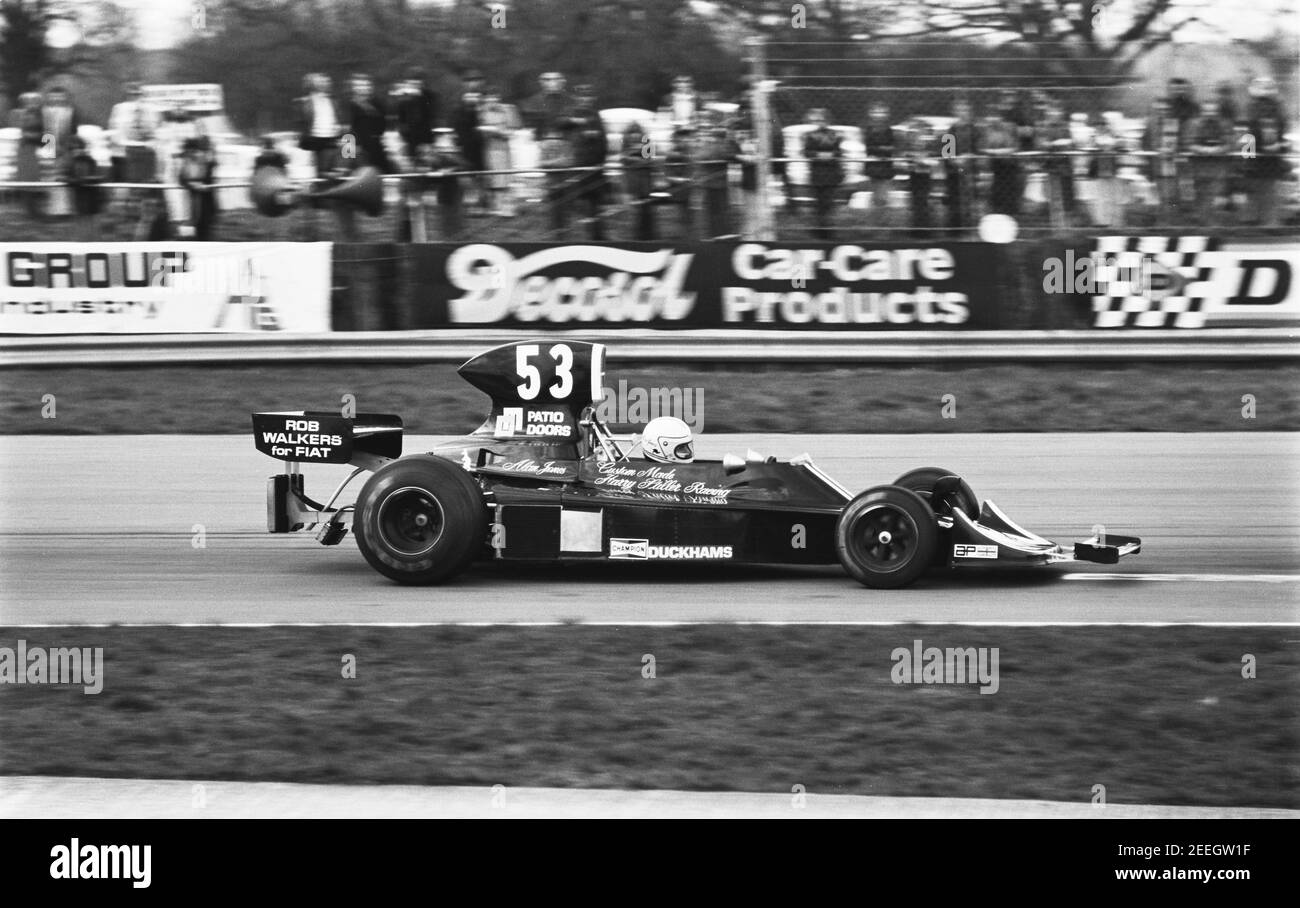 Course de voiture 53 à Silverstone, 12/04/75 Banque D'Images Course de voiture 53 à Silverstone, 12/04/75 Banque D'Images