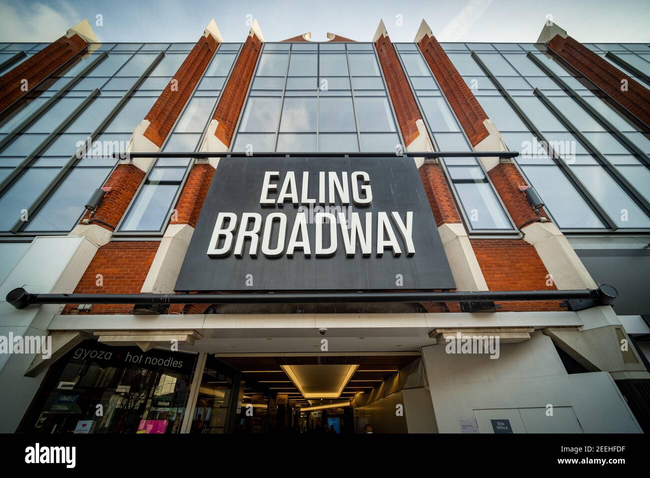 Londres- Ealing Broadway centre commercial dans l'ouest de Londres Banque D'Images