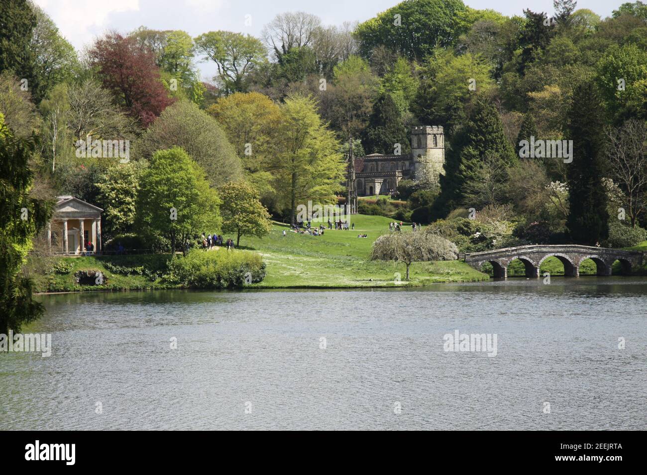 Stourhead au printemps Banque D'Images Stourhead au printemps Banque D'Images