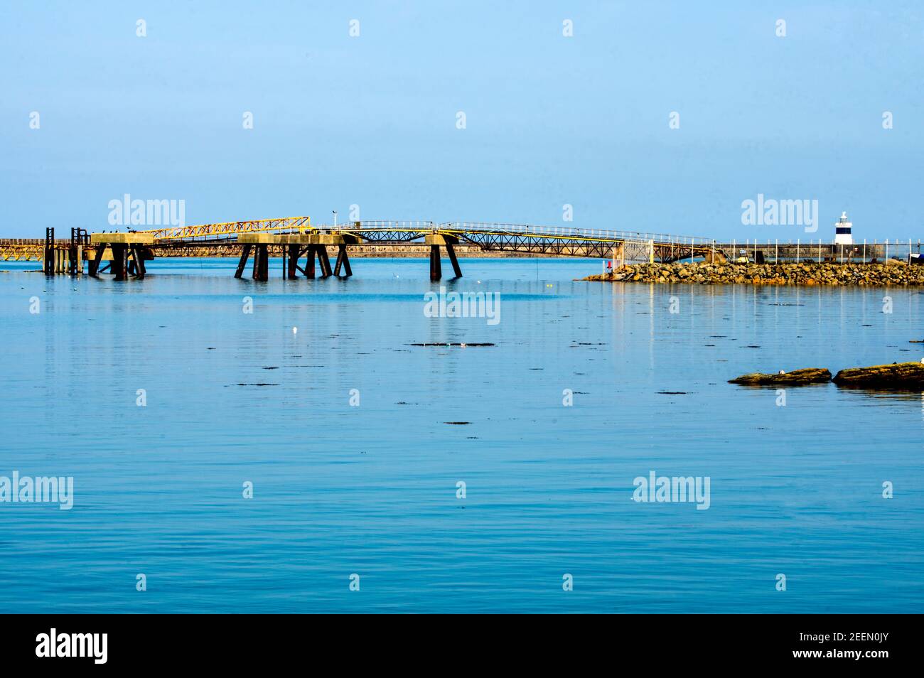 Le Nouveau port créé dans la dernière moitié de la XIXe siècle par la construction du plus long brise-lames de Grande-Bretagne Banque D'Images