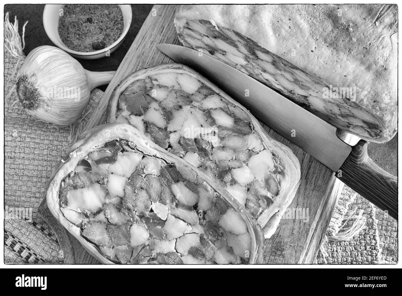 Estomac De Porc Farci Estomac De Porc Farci 33 Estomac de porc farci Banque d'images noir et blanc - Alamy