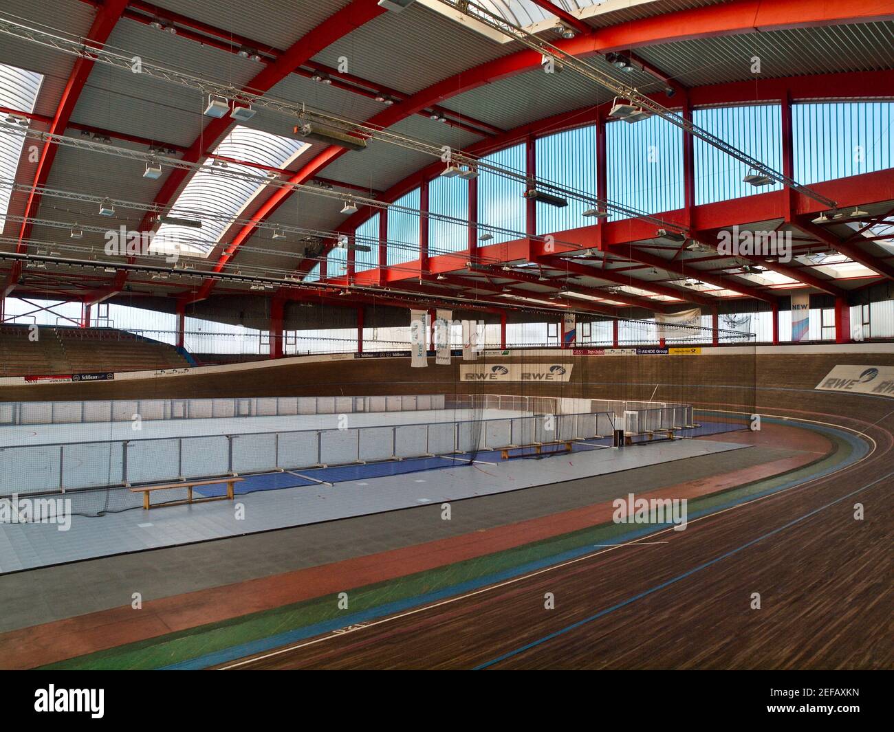 Salle de cyclisme ou arène pour les manifestations sportives à Buettgen in Allemagne Banque D'Images