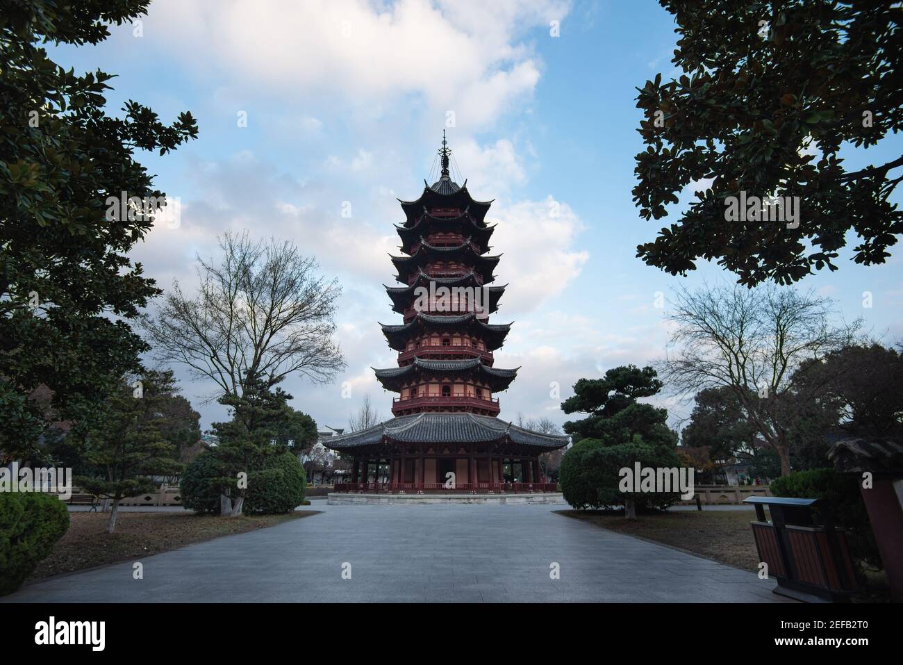 Ruiguang Pagoda à Suzhou, province de Jiangsu, Chine.il a la plus longue histoire, bâtiment de 43.2 mètres, construit à la fois de brique et de bois. Banque D'Images