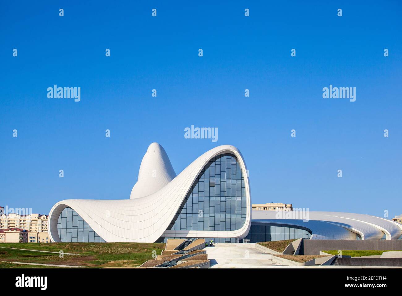 Azerbaïdjan, Bakou, Heydar Aliyev Cultural Centre - un Libary, Musuem et centre de conférence conçu par l'architecte Zaha Hadid Banque D'Images