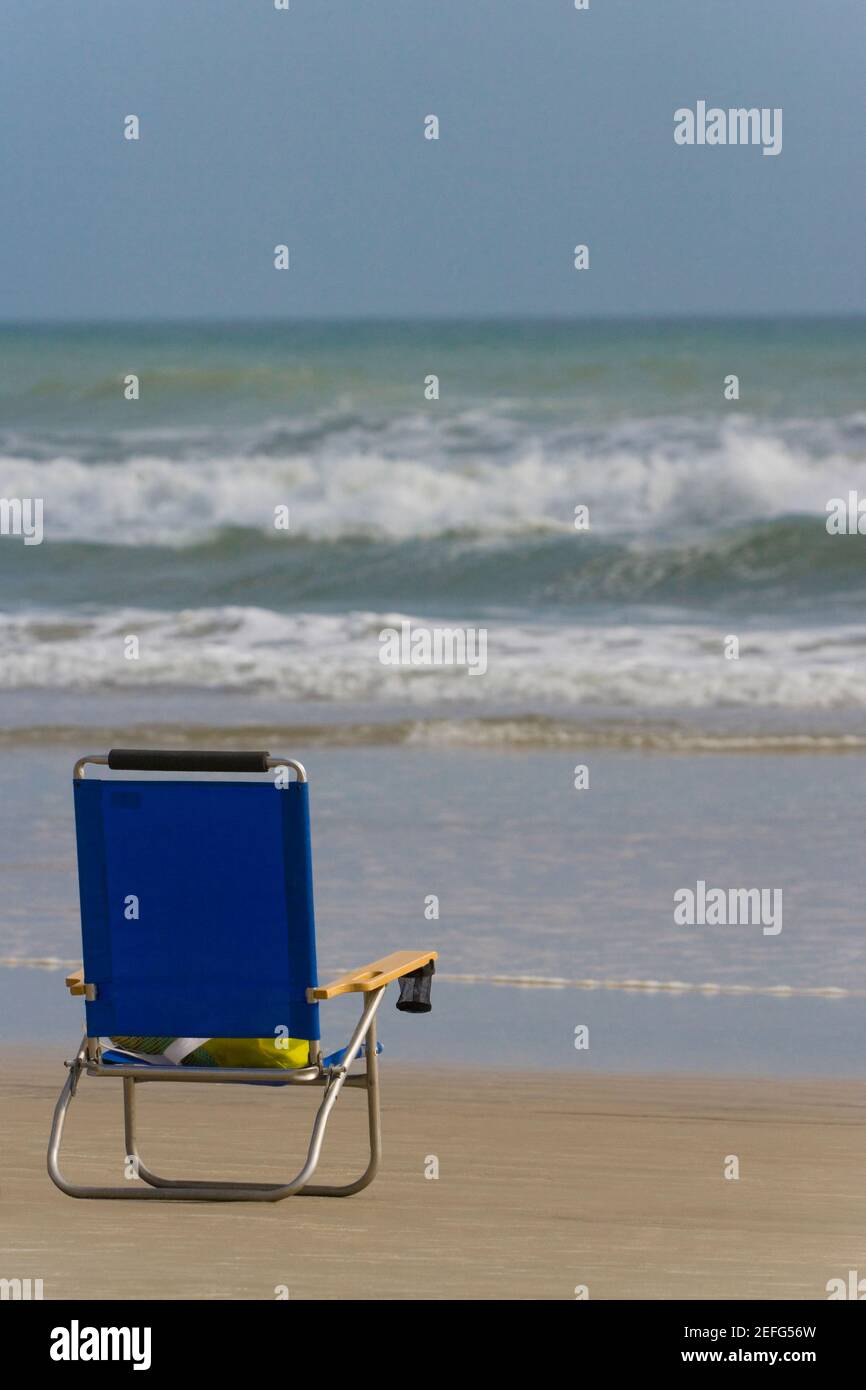 Chaise longue sur la plage, Daytona Beach, Floride, États-Unis Banque D'Images