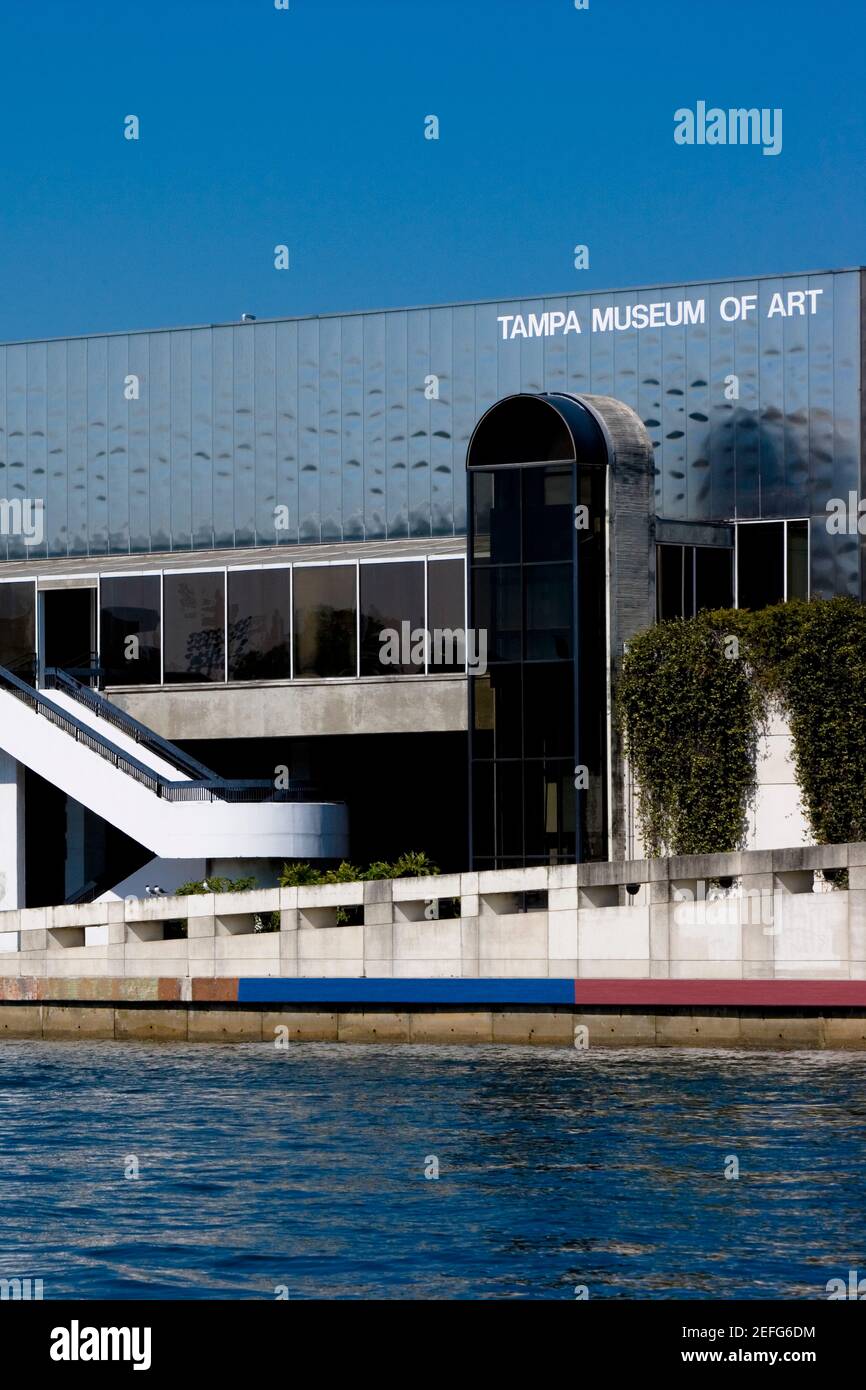 Bâtiment au bord de l'eau, Tampa Museum of Art, Tampa, Floride, États-Unis Banque D'Images