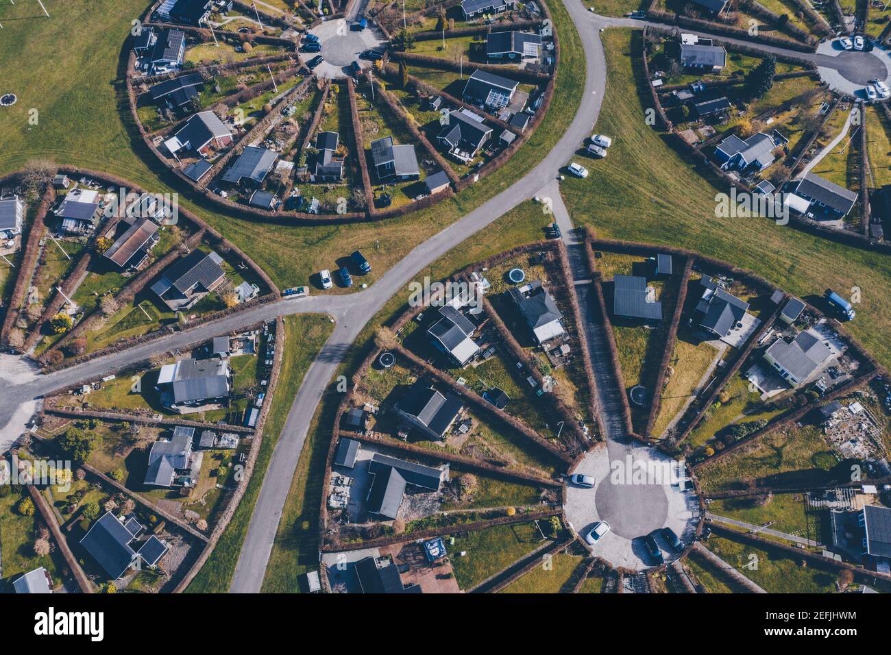 Brøndby, Danemark. 05e, avril 2020. Le cercle a formé des jardins de l'allotissement Brøndby Haveby. Le complexe est conçu par l'architecte paysagiste danois Erik Mygind. Banque D'Images