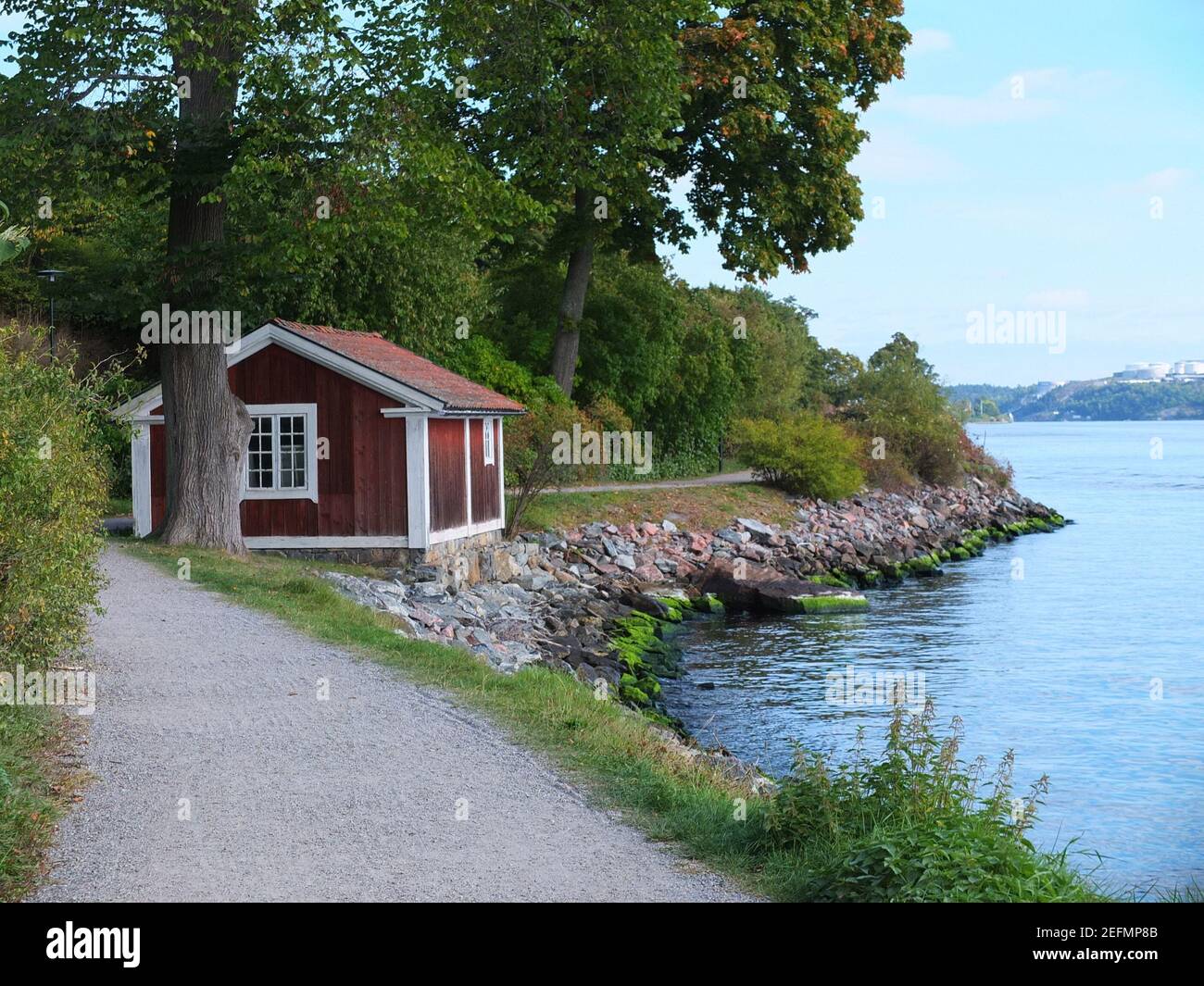 Une maison au bord du lac à Stockholm, en Suède Banque D'Images