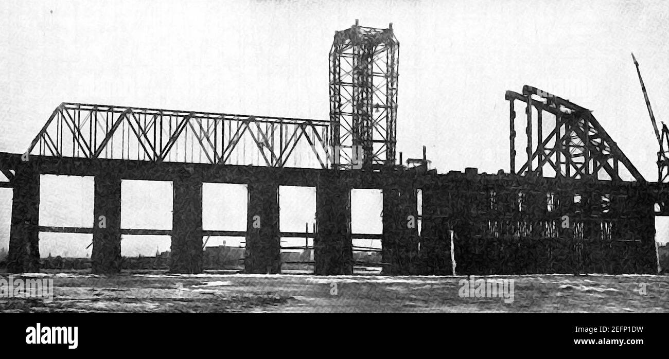 Ancien Span de 400 pieds et nouveau Span de 644 pieds du pont de Quatorzième rue 1918. Banque D'Images