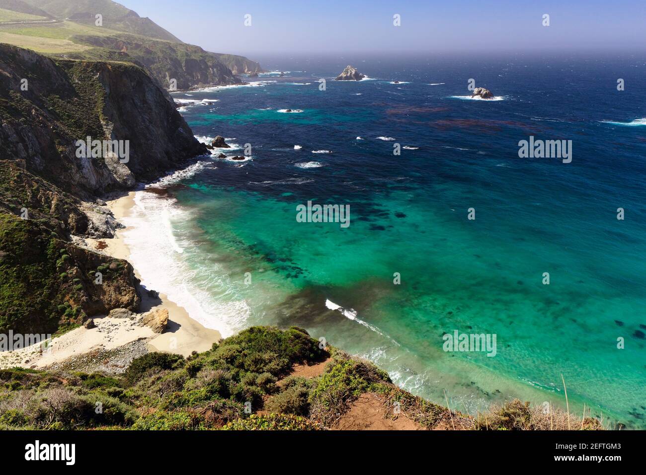 Côte sauvage de Big sur à Ruocky Creek, Californie Banque D'Images