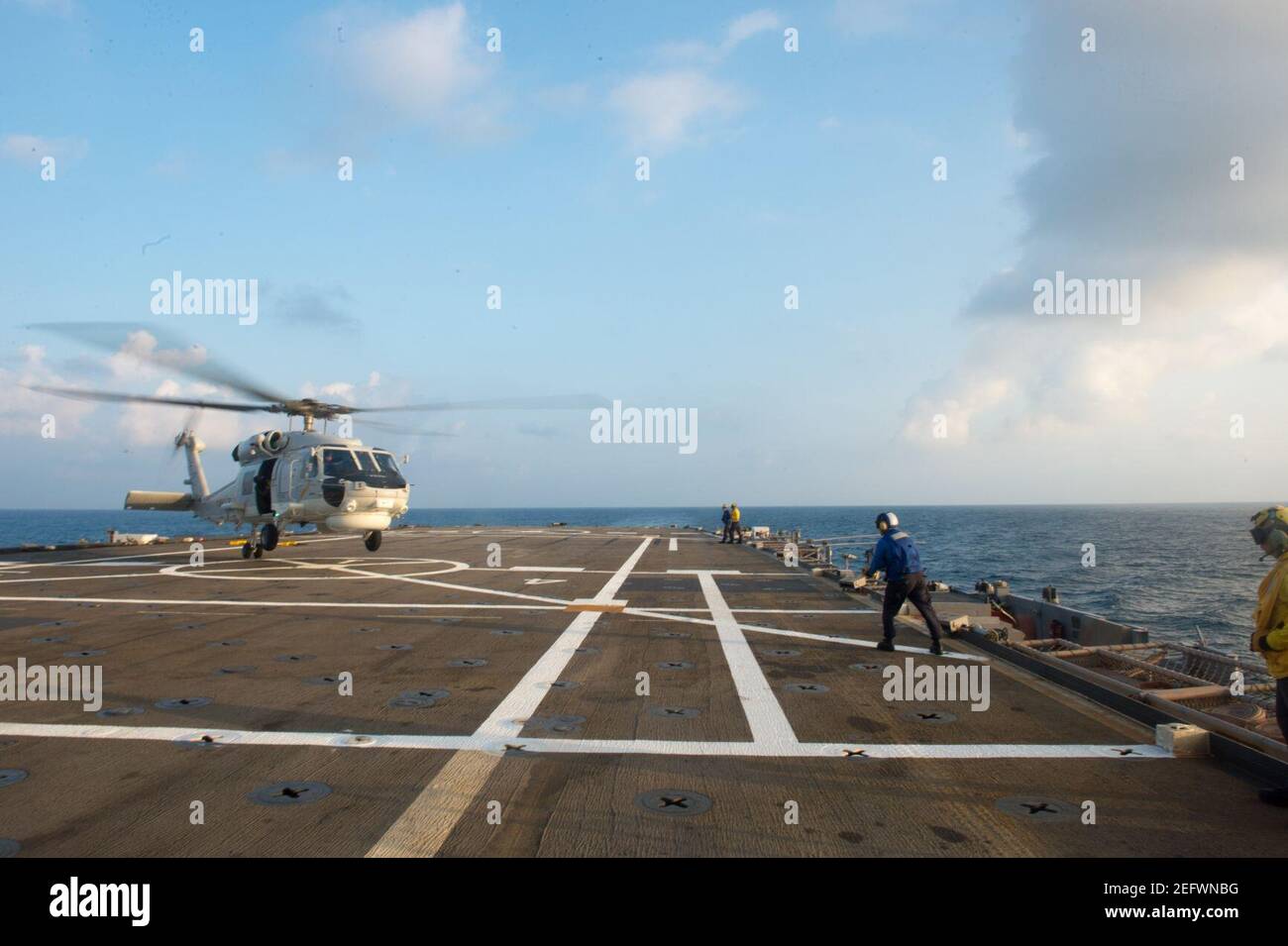 Les opérations à bord de l'USS Denver soutiennent Cobra Gold 140213 Banque D'Images