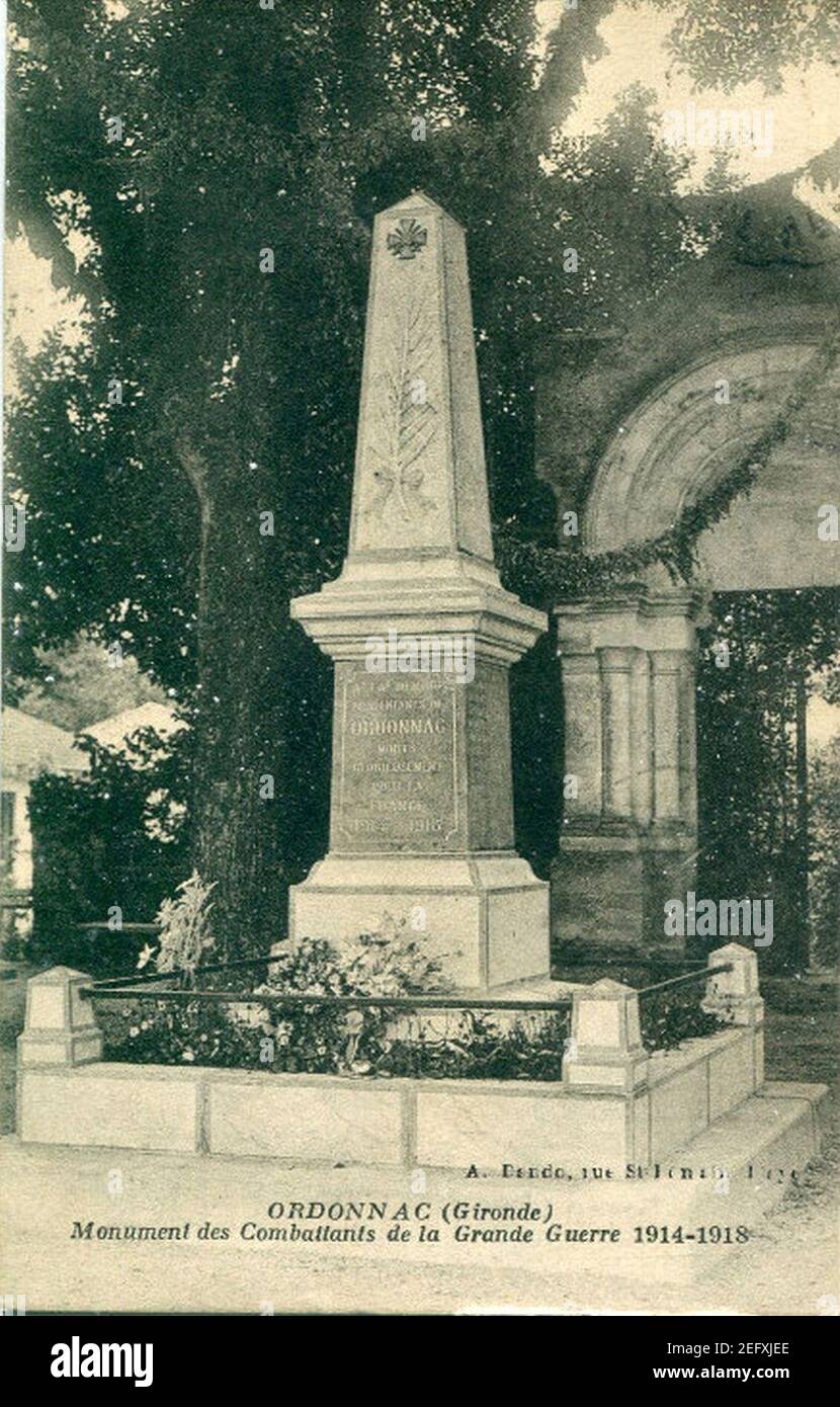 Ordonnac - Monument aux morts. Banque D'Images