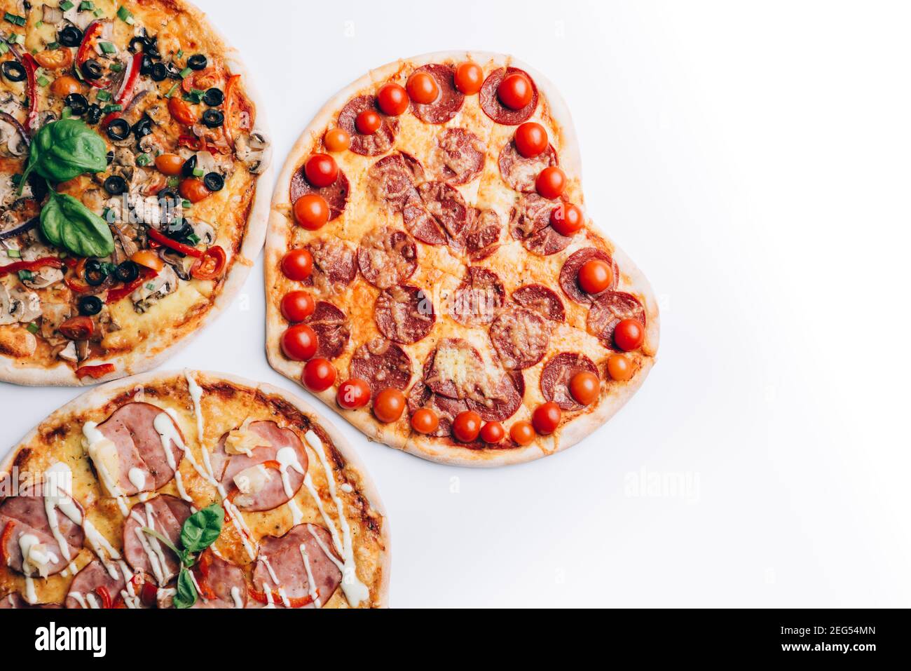 différents types de pizzas dans assortiment, gros plan Banque D'Images