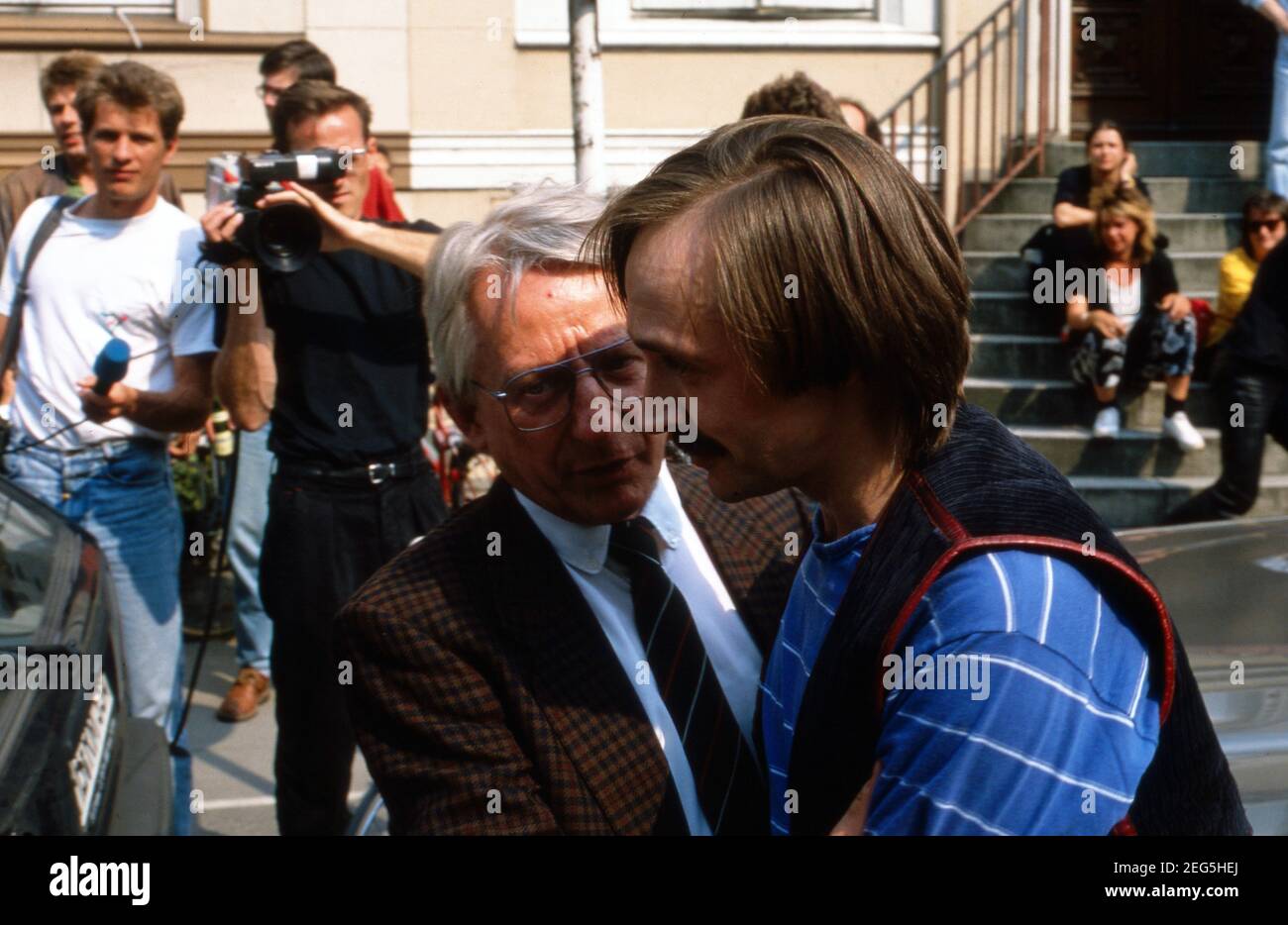 Von der presse hofer Autorenlesung des ex-RAF-Terroristen Peter Jürgen Boock aus seinem Buch 'Abgang' im Literaturhaus à Hambourg, Allemagne 1988. Banque D'Images