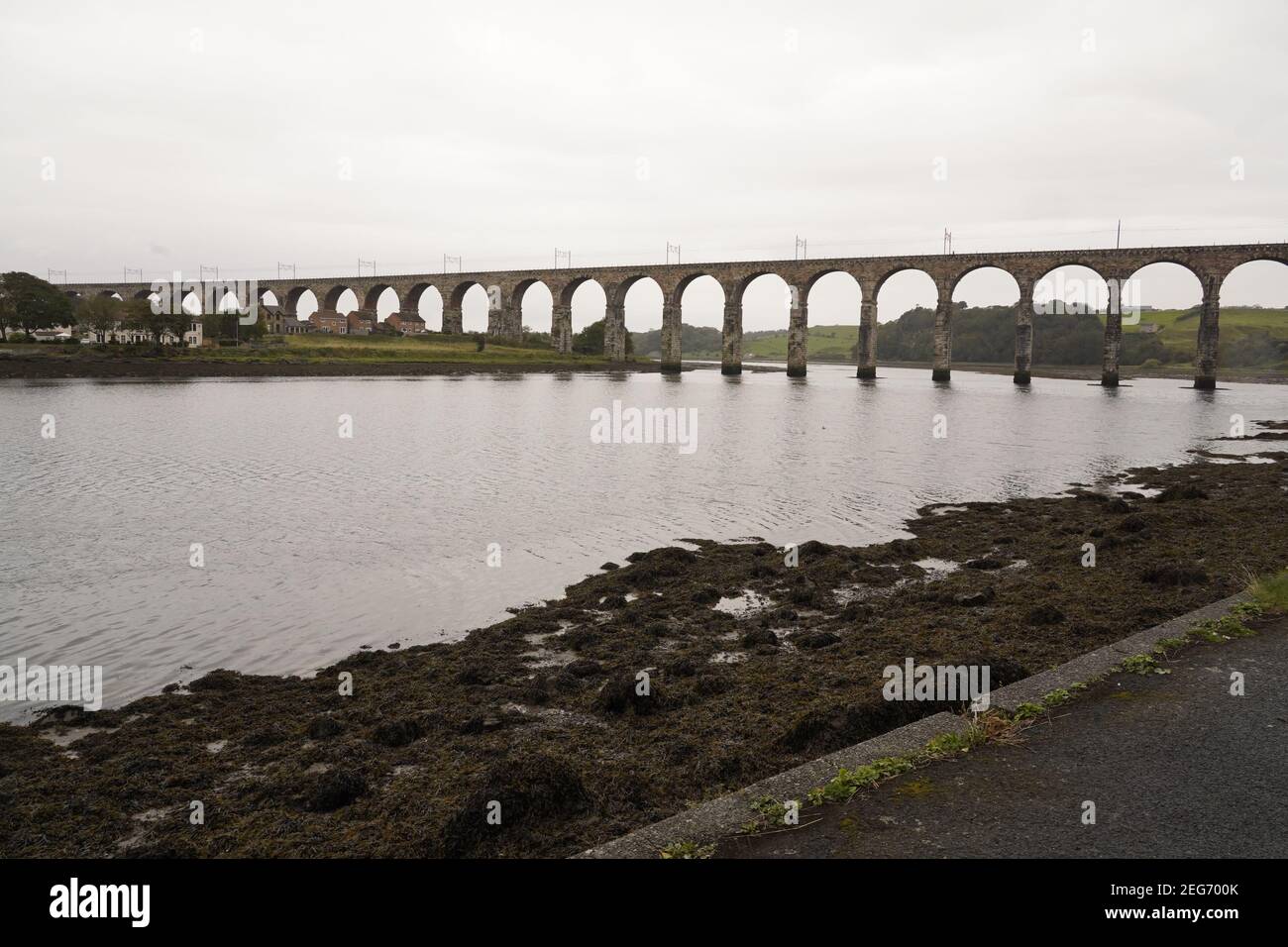 Le pont de la frontière royale qui longe la rivière Tweed Banque D'Images