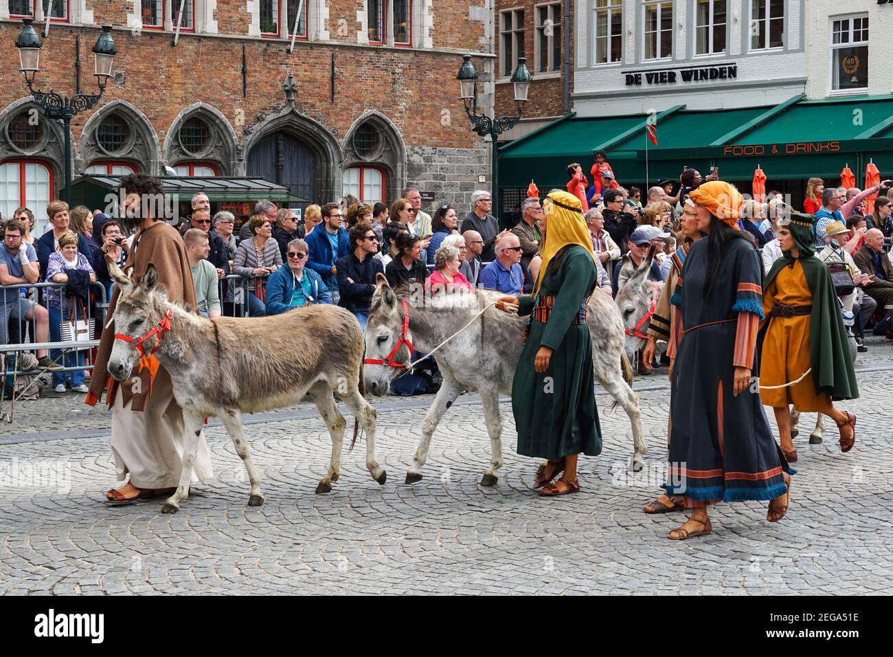 La procession annuelle du Saint-sang, Heilig Bloedprocessie, à Bruges, Belgique Banque D'Images