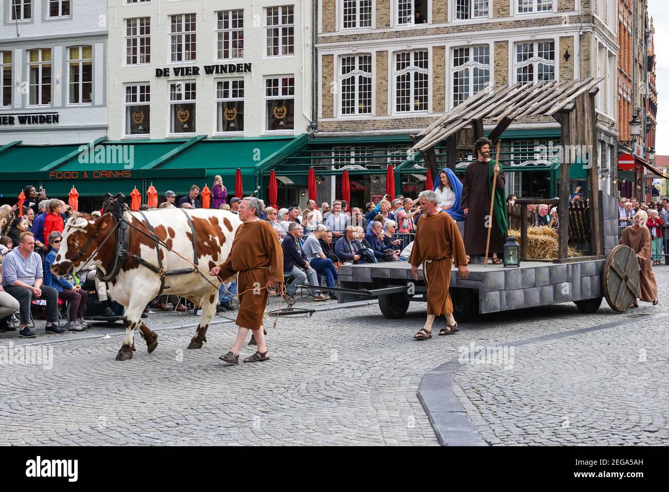 La procession annuelle du Saint-sang, Heilig Bloedprocessie, à Bruges, Belgique Banque D'Images