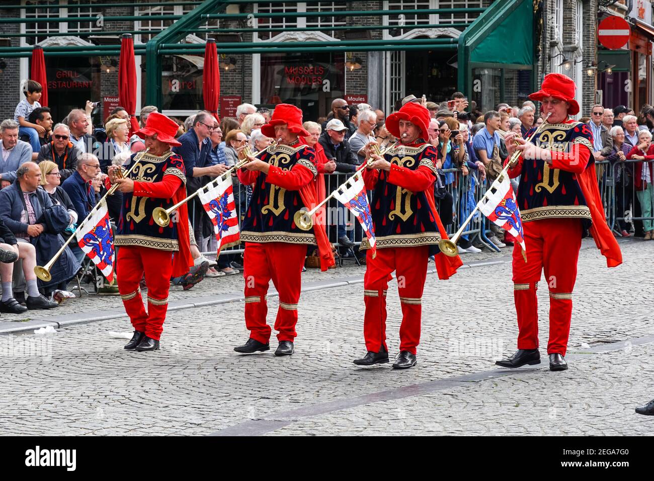 La procession annuelle du Saint-sang, Heilig Bloedprocessie, à Bruges, Belgique Banque D'Images