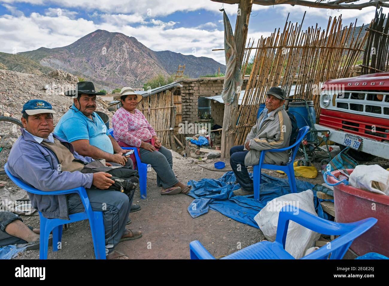 Les agriculteurs boliviens du village de Tocloca près de Tupiza, province de Sud Chichas, département de Potosí, Bolivie Banque D'Images