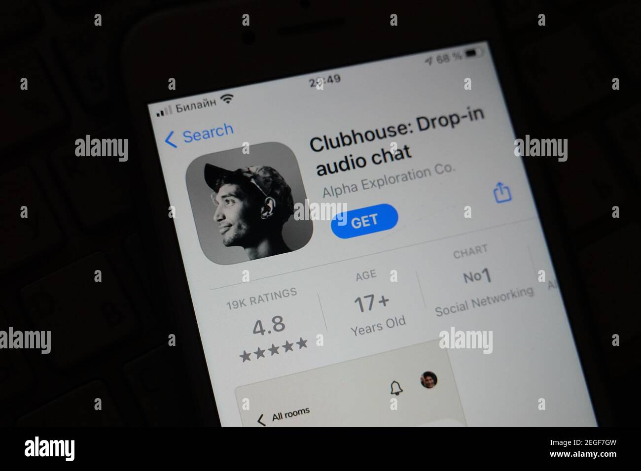 Application Clubhouse, réseau social affiché sur l'écran du smartphone Banque D'Images