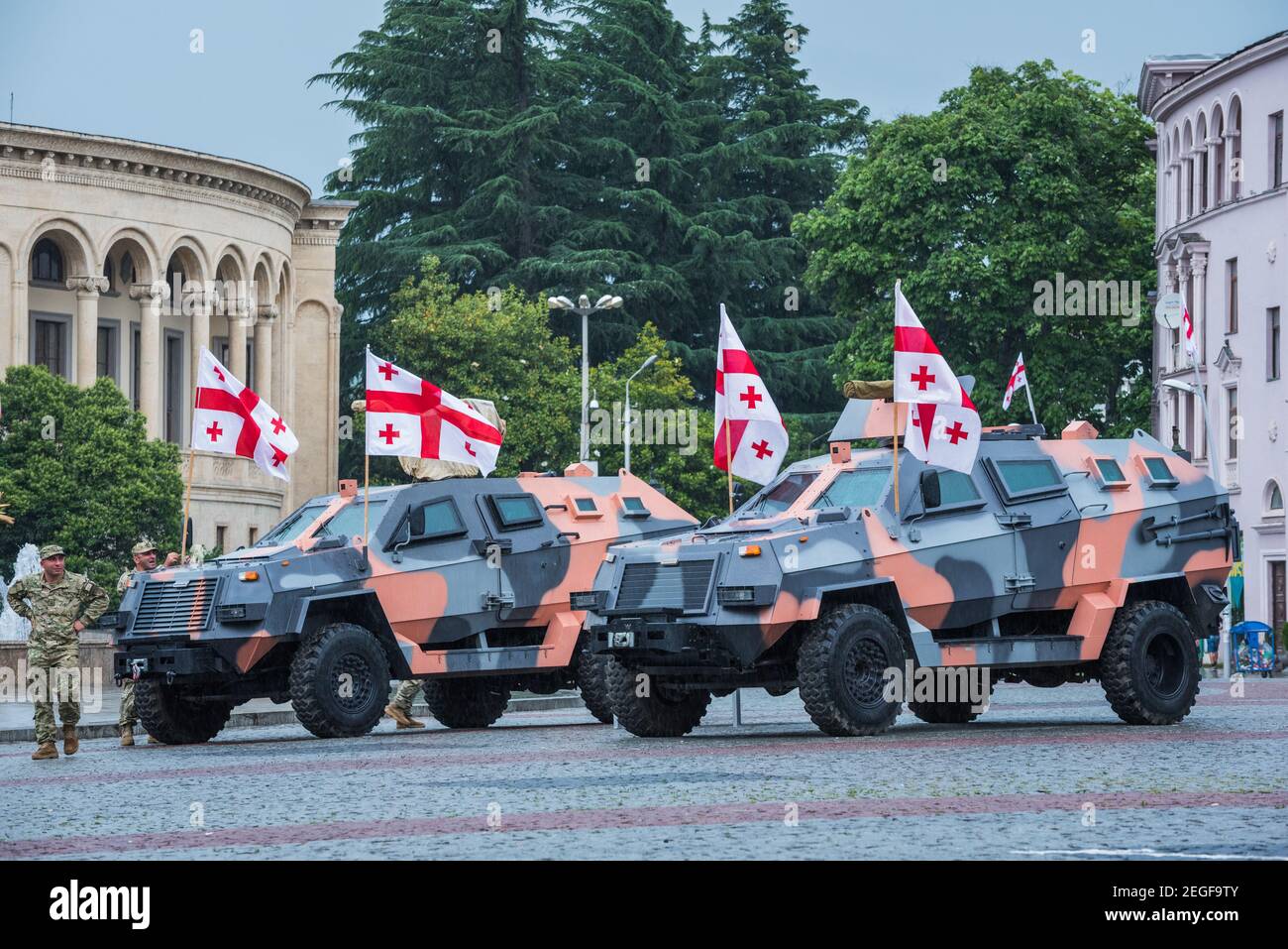 Didgoris, véhicules blindés de transport de troupes de type géorgien, le jour de l'indépendance de la Géorgie, le 26 mai 2016, à Kutaisi, en Géorgie. Banque D'Images