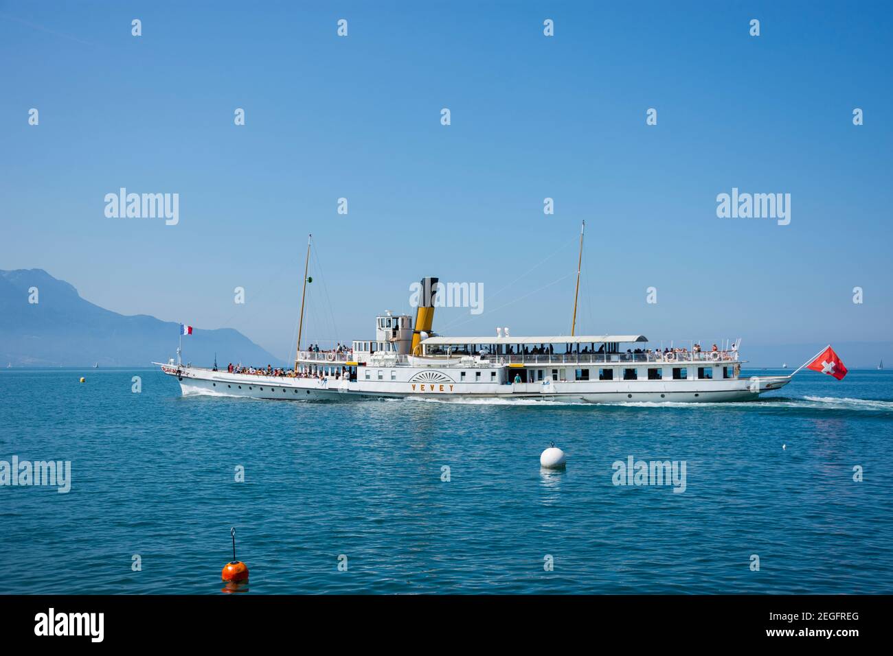 Montreux, Suisse- 24 août 2019. Croisière avec bateau à vapeur à aubes sur le lac Léman (Genève), près de Montreux Riviera, Suisse Banque D'Images