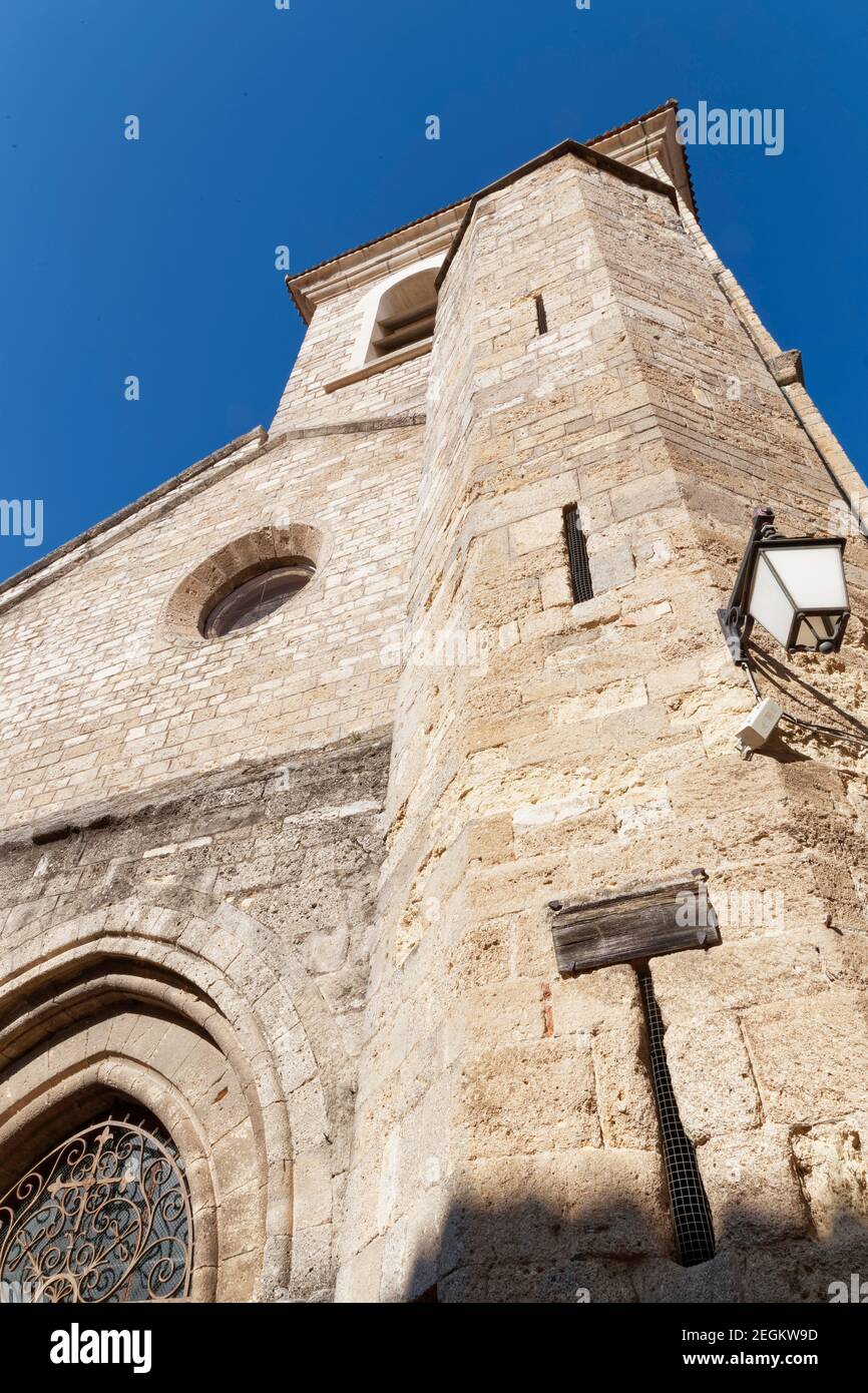 Saint-Genies-de-Fontadit, France.21 juin 2018.l'église paroissiale de Saint-Geniès-de-Fontadit à Saint-Genies-de Fontadit, France. Banque D'Images