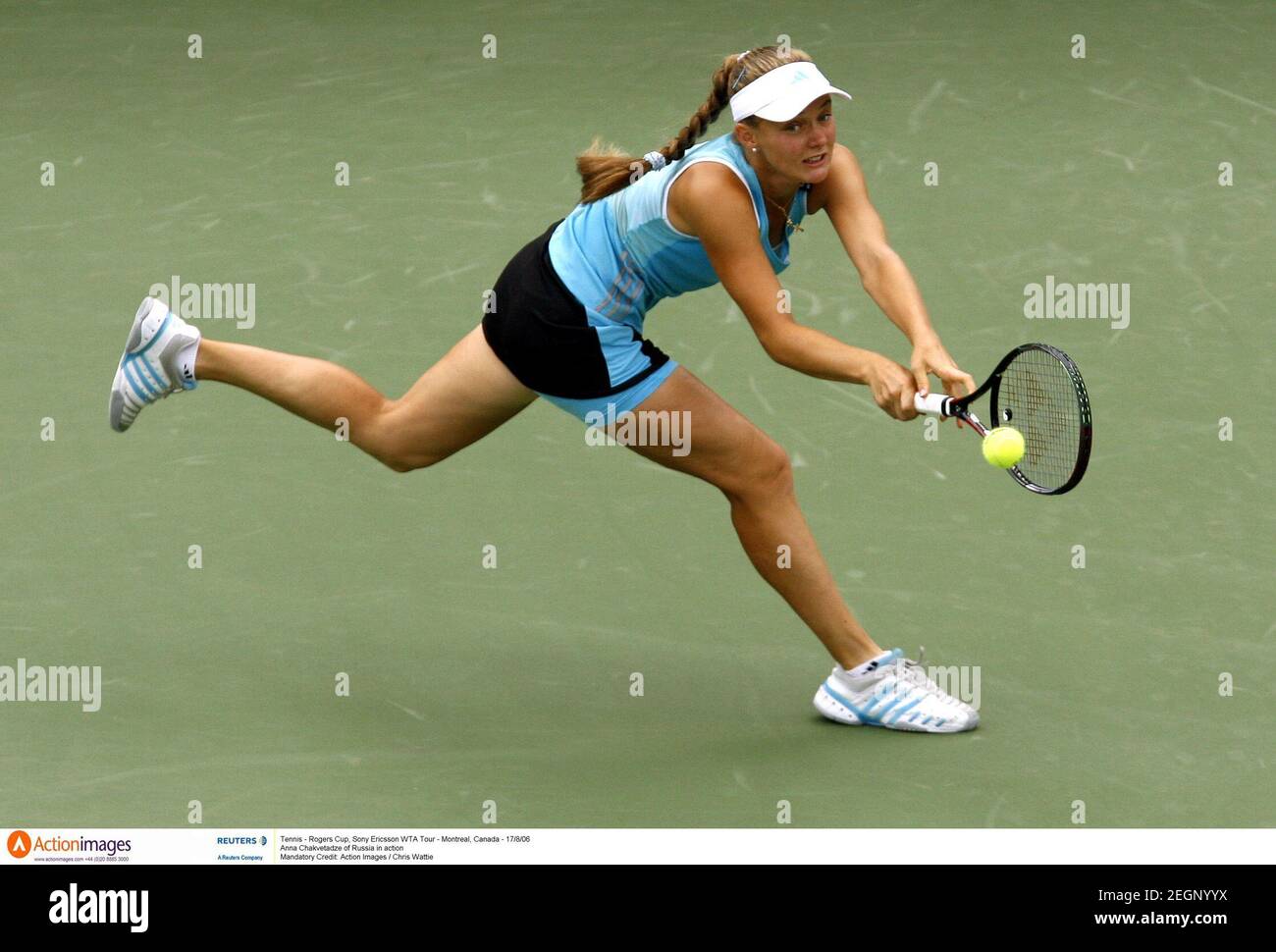Tennis - coupe Rogers, Sony Ericsson WTA Tour - Montréal, Canada - 17/8/06 Anna Chakvetadze de Russie en action crédit obligatoire: Action Images / Chris Wattie Banque D'Images