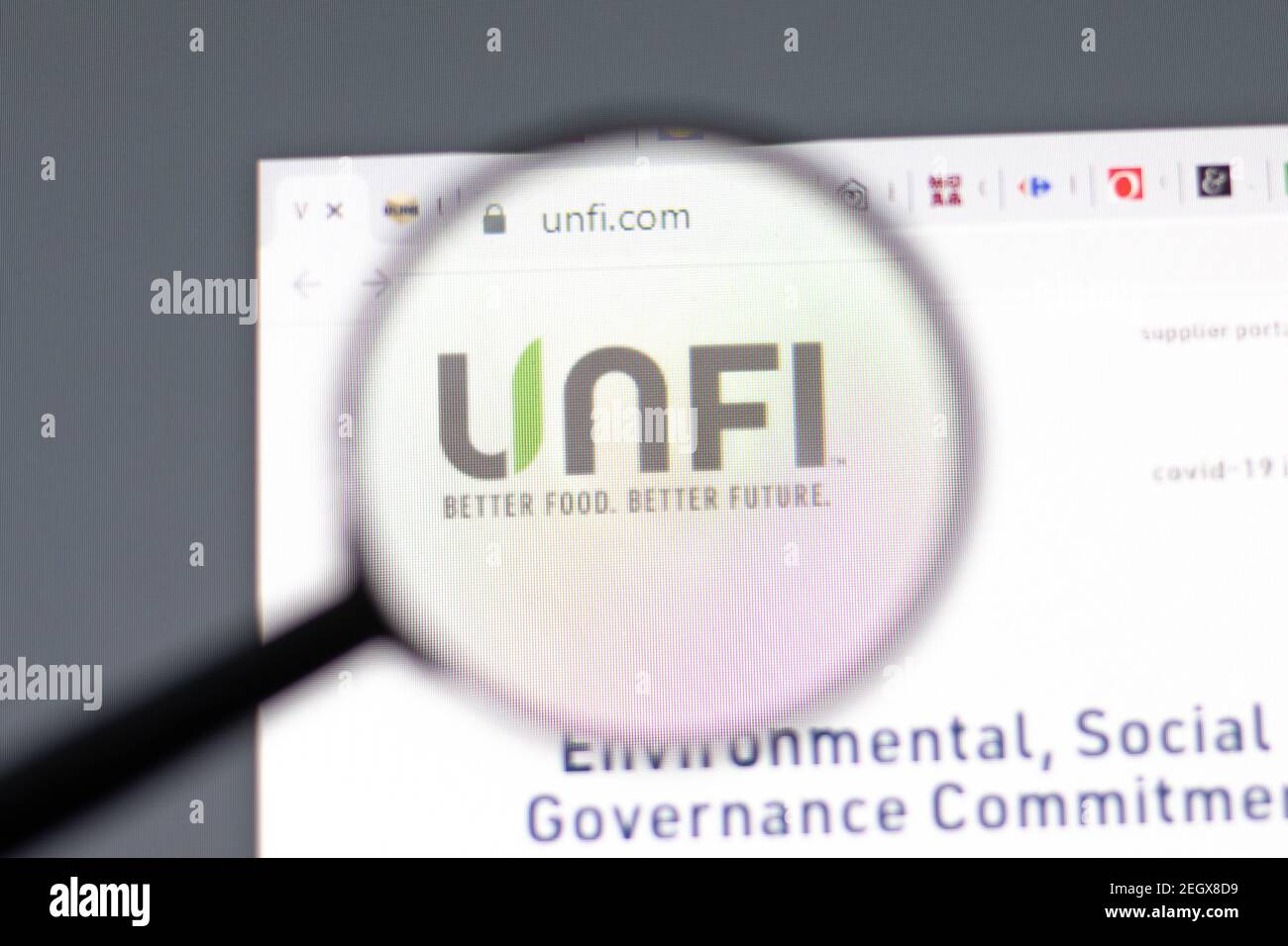 New York, États-Unis - 15 février 2021 : site Web de United Natural Foods de l'ANUP dans un navigateur avec le logo de la société, éditorial Banque D'Images