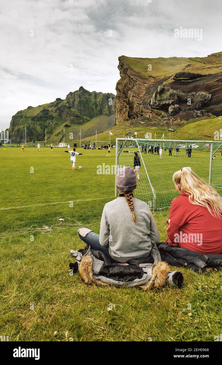 Pæjumót Tournoi de football des filles le 2018 juin se tient chaque année à Heimaey Vestmannaeyjar / Westman Islands Islande - football islandais / tournoi de football Banque D'Images