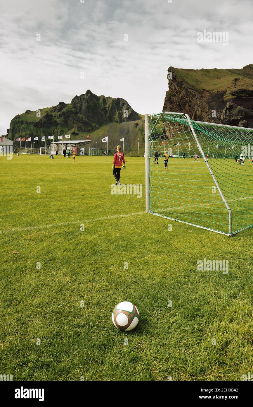 Pæjumót Tournoi de football des filles le 2018 juin se tient chaque année à Heimaey Vestmannaeyjar / Westman Islands Islande - football islandais / tournoi de football Banque D'Images