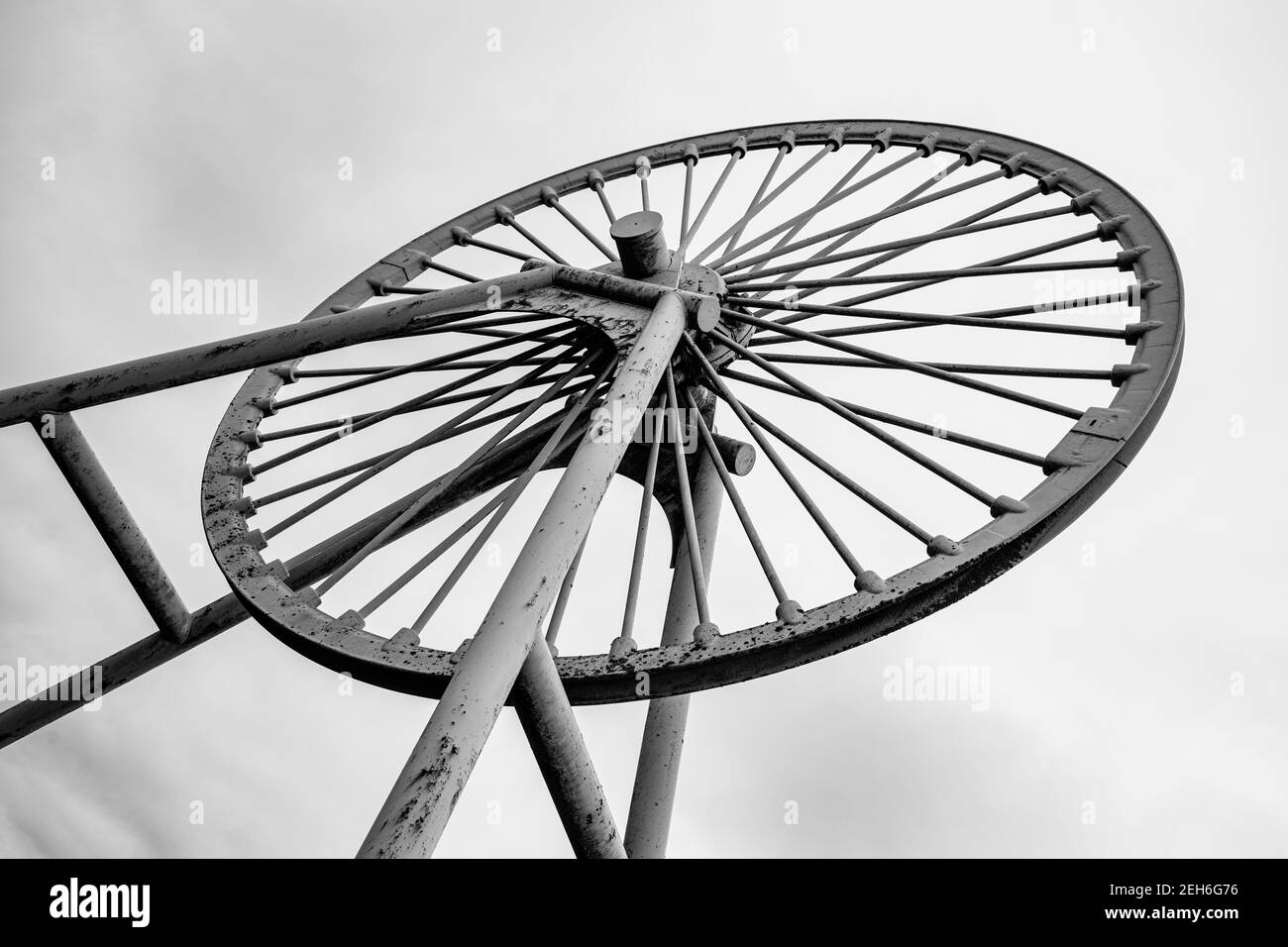 Le parc régional Apedale et le musée minier avec une roue à mine dans le Staffordshire du Nord, en Angleterre, au Royaume-Uni - un site historique de l'exploitation minière du charbon Banque D'Images