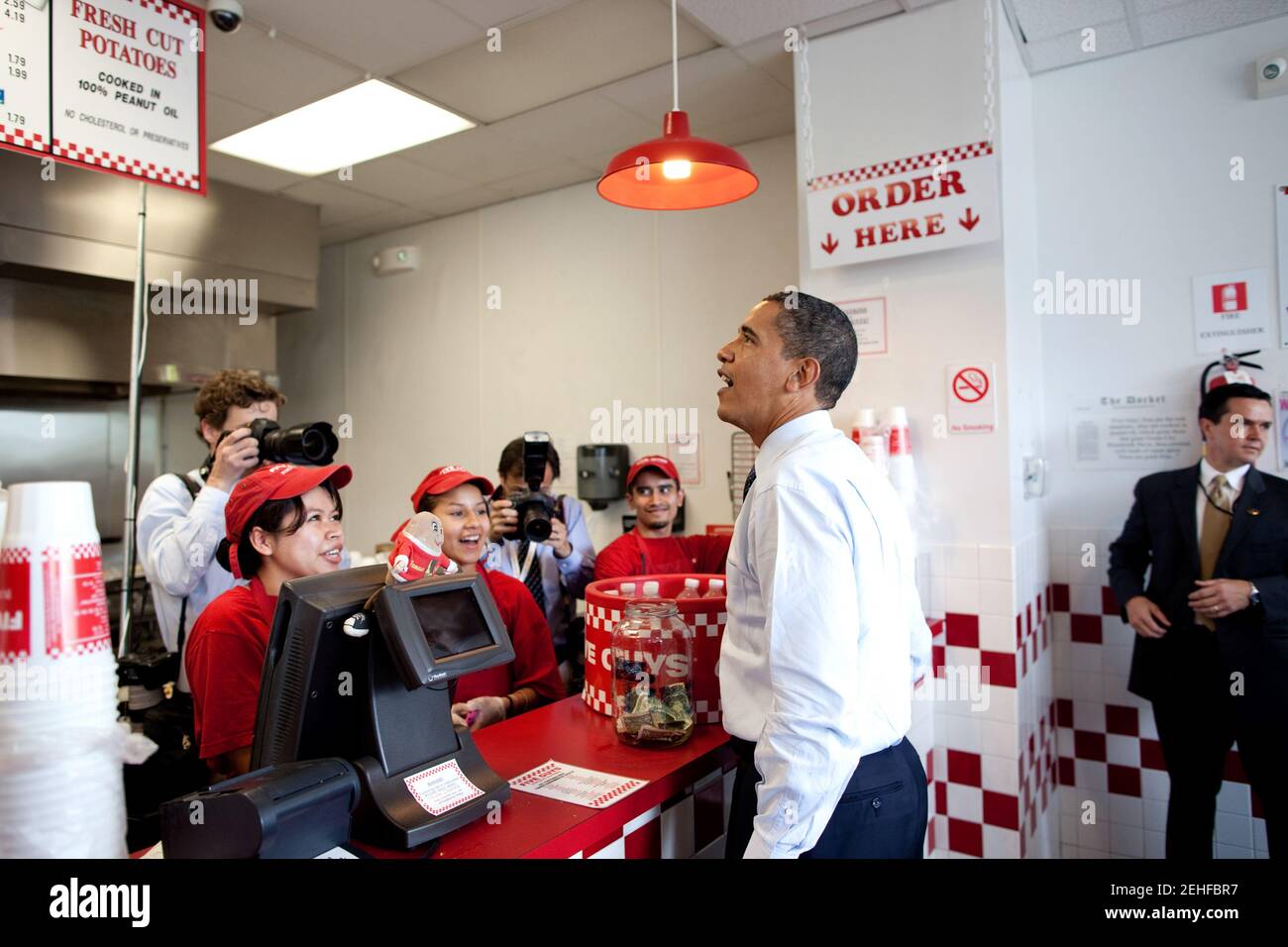 Le président Obama commande un déjeuner à cinq gars à Washington, D.C., lors d'un déjeuner non annoncé le 29 mai 2009. Banque D'Images