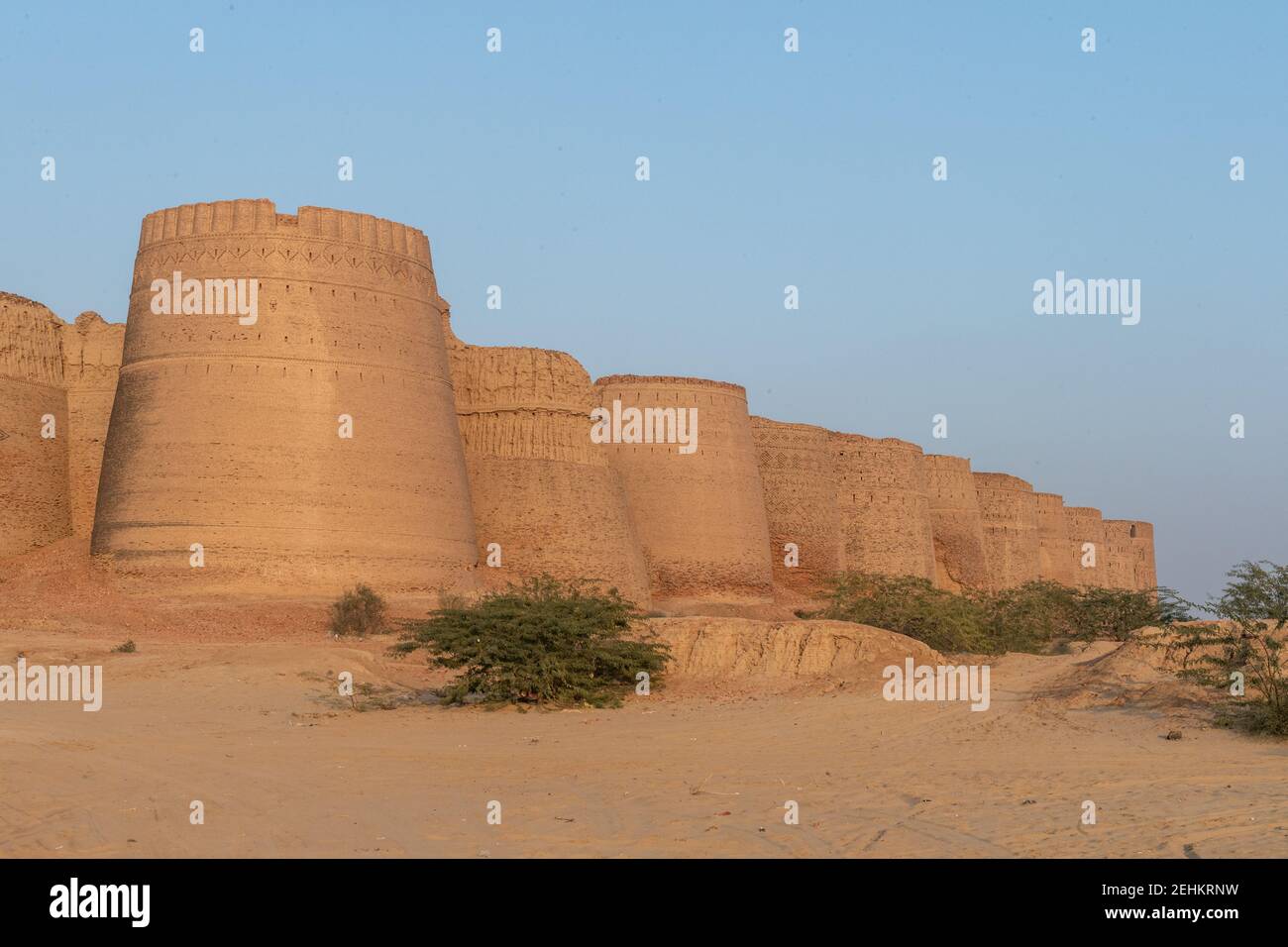 Fort Derawar au coucher du soleil, Yazman Tehsil, Punjab, Pakistan Banque D'Images